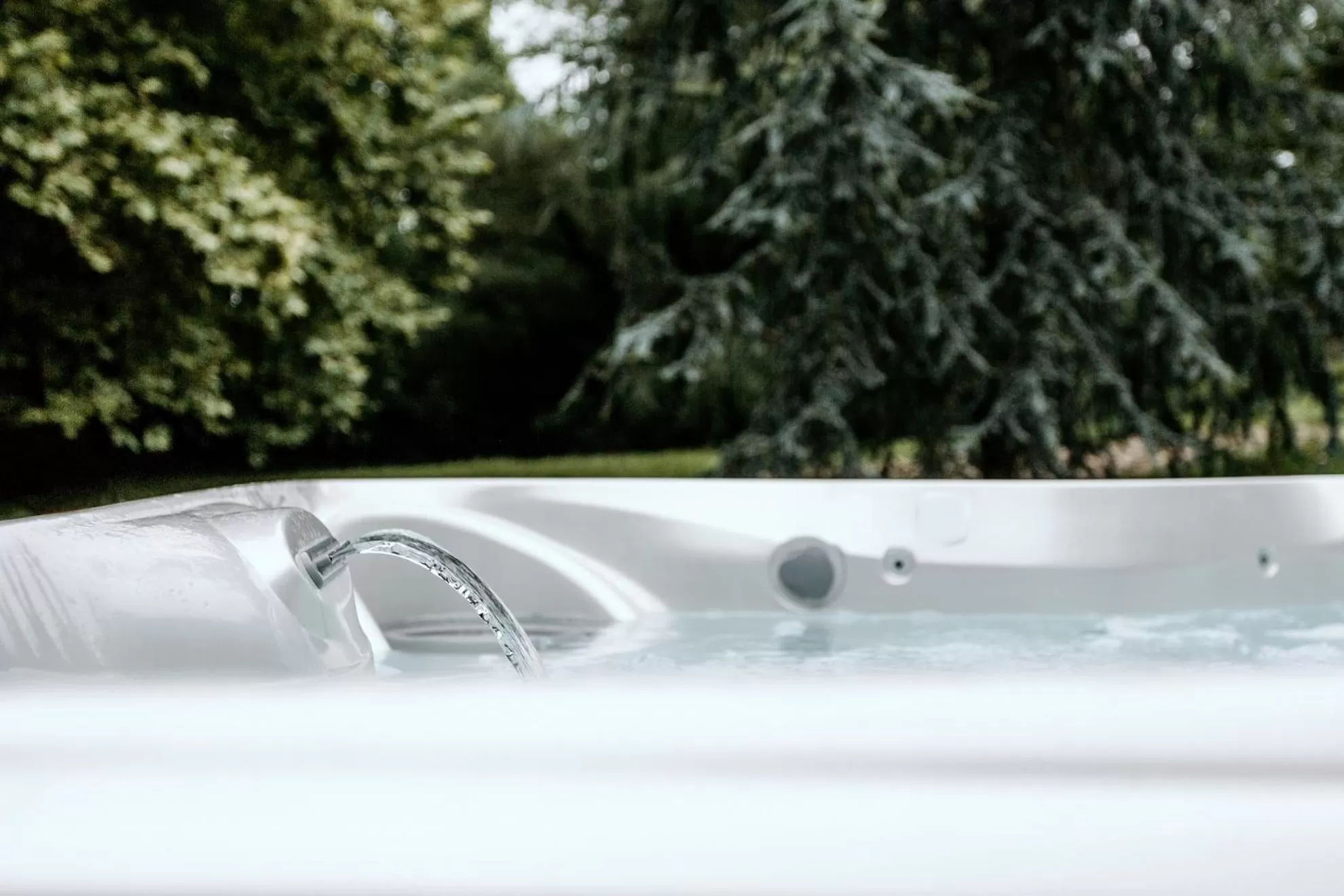 Hot Tub in Le moulin des Sens - SPA-SAUNA