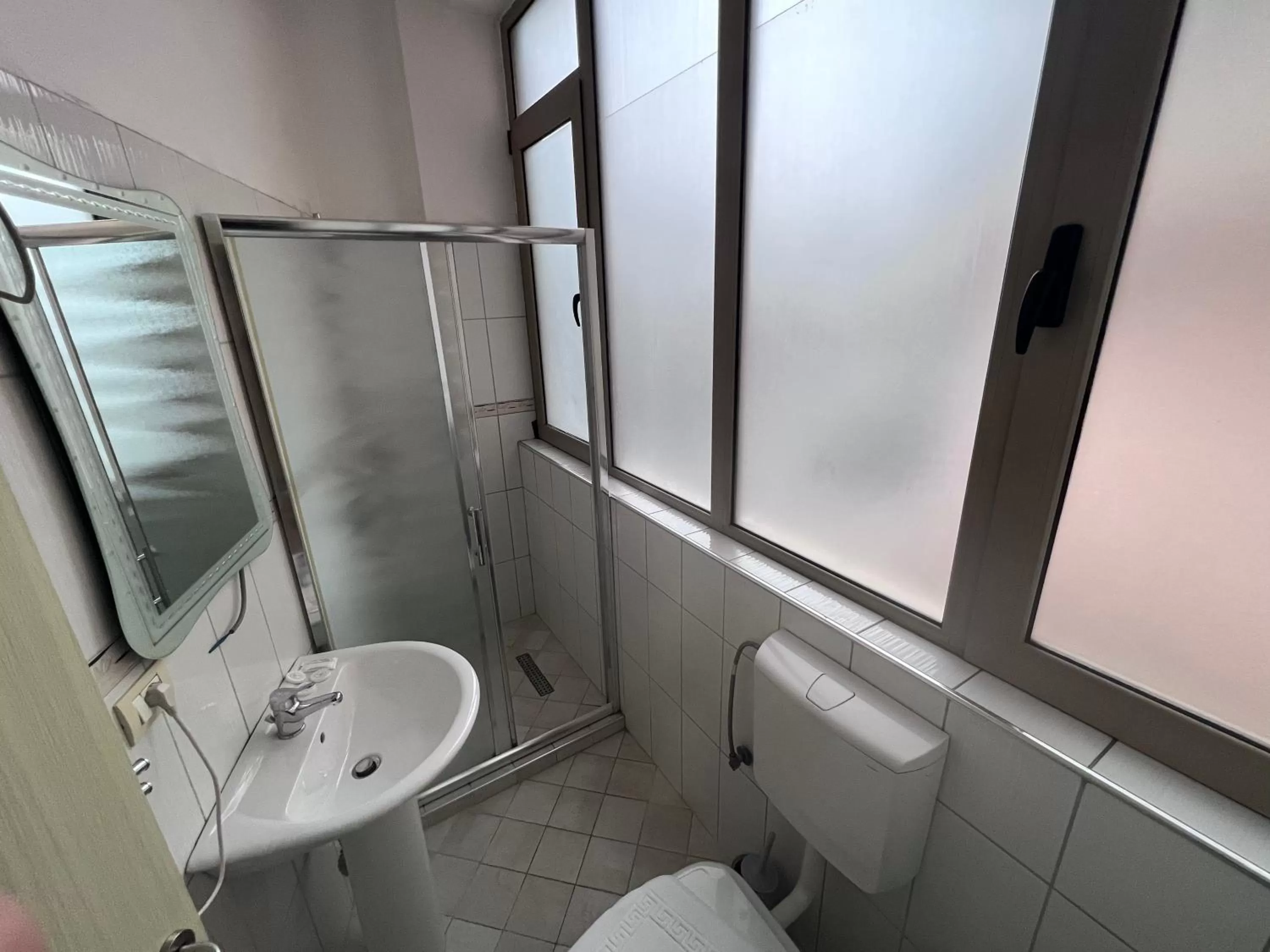 Shower, Bathroom in Bobi Hotel