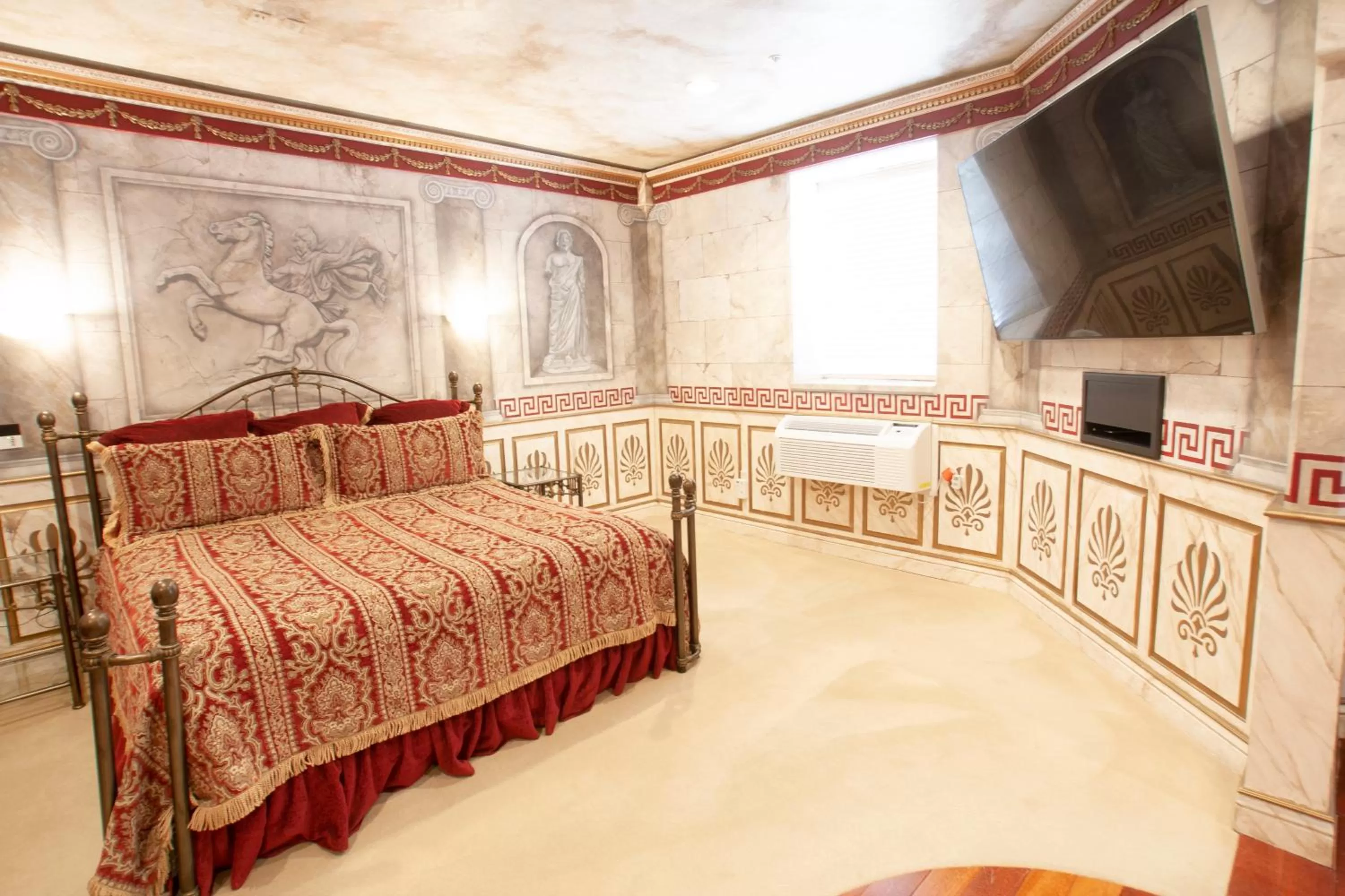 Bed in Destinations Inn Theme Rooms