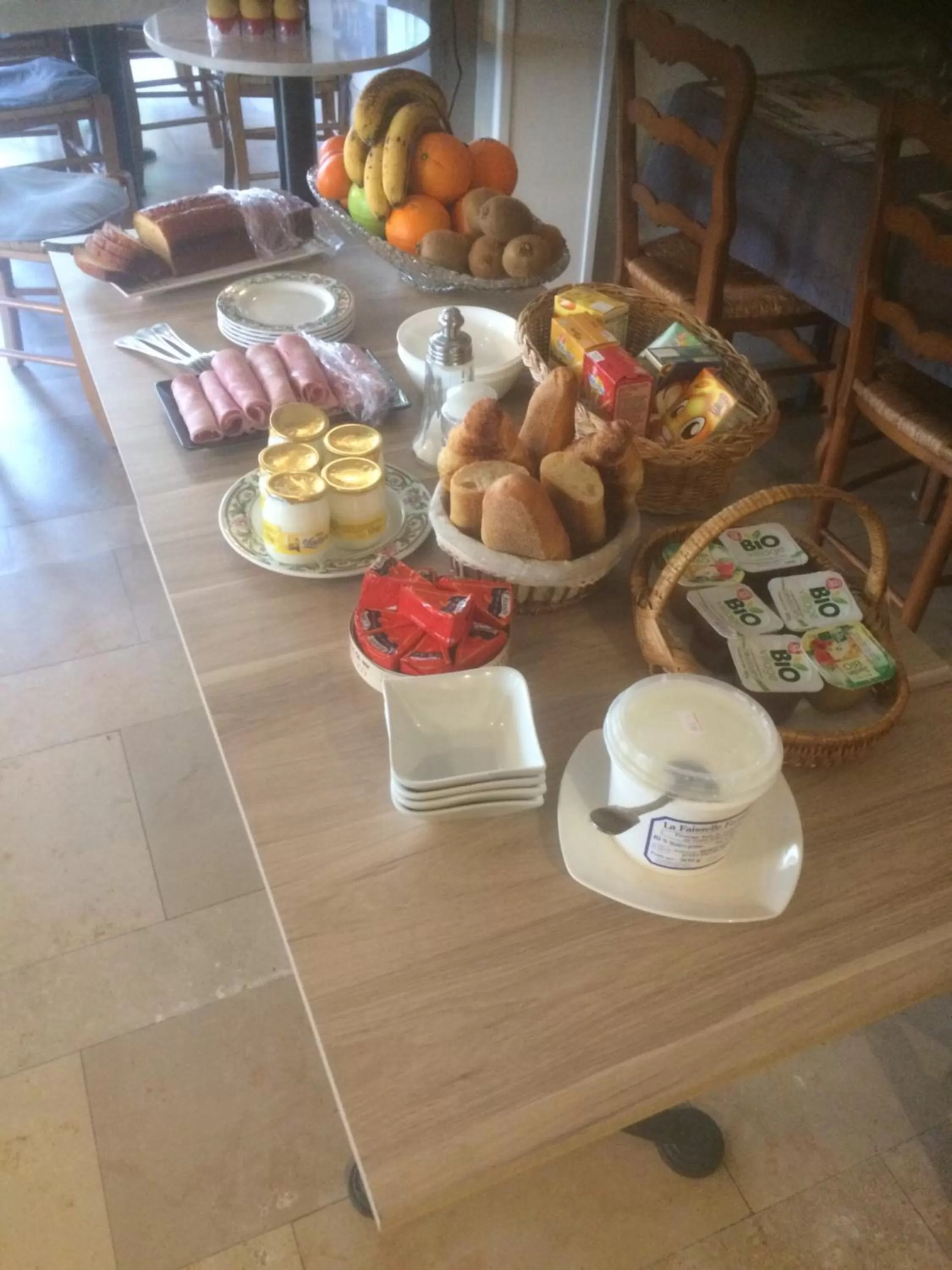 Food and drinks in Hotel Les Deux Sapins