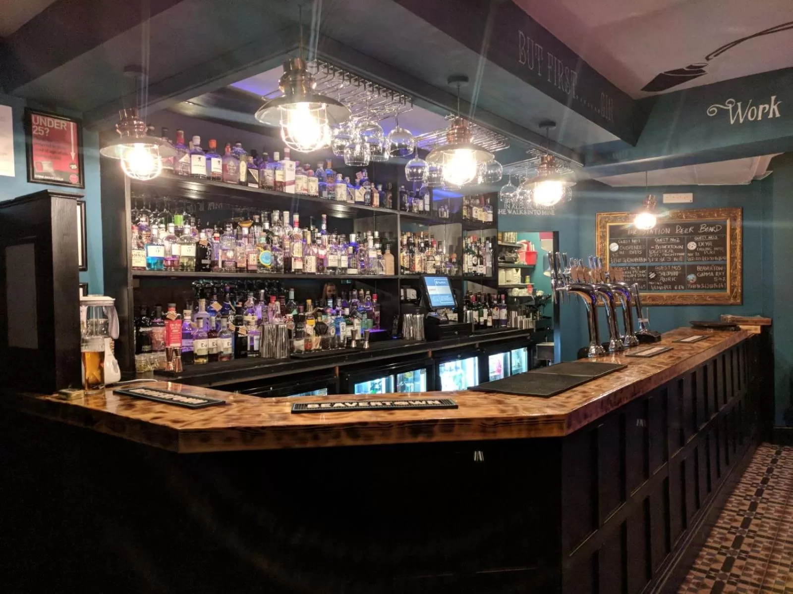 Food and drinks in The Station