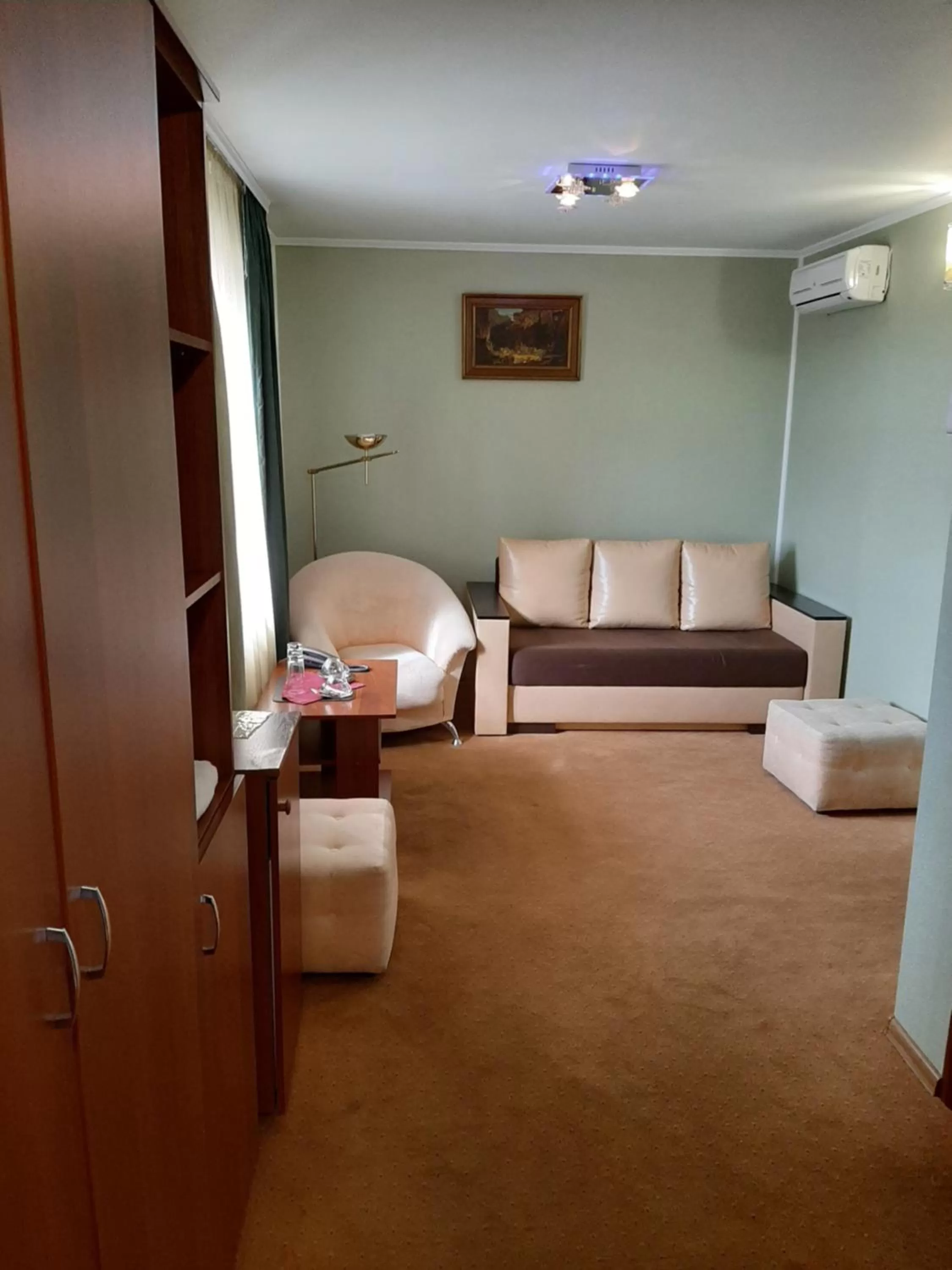 Living room, Seating Area in Stara Vezha Hotel