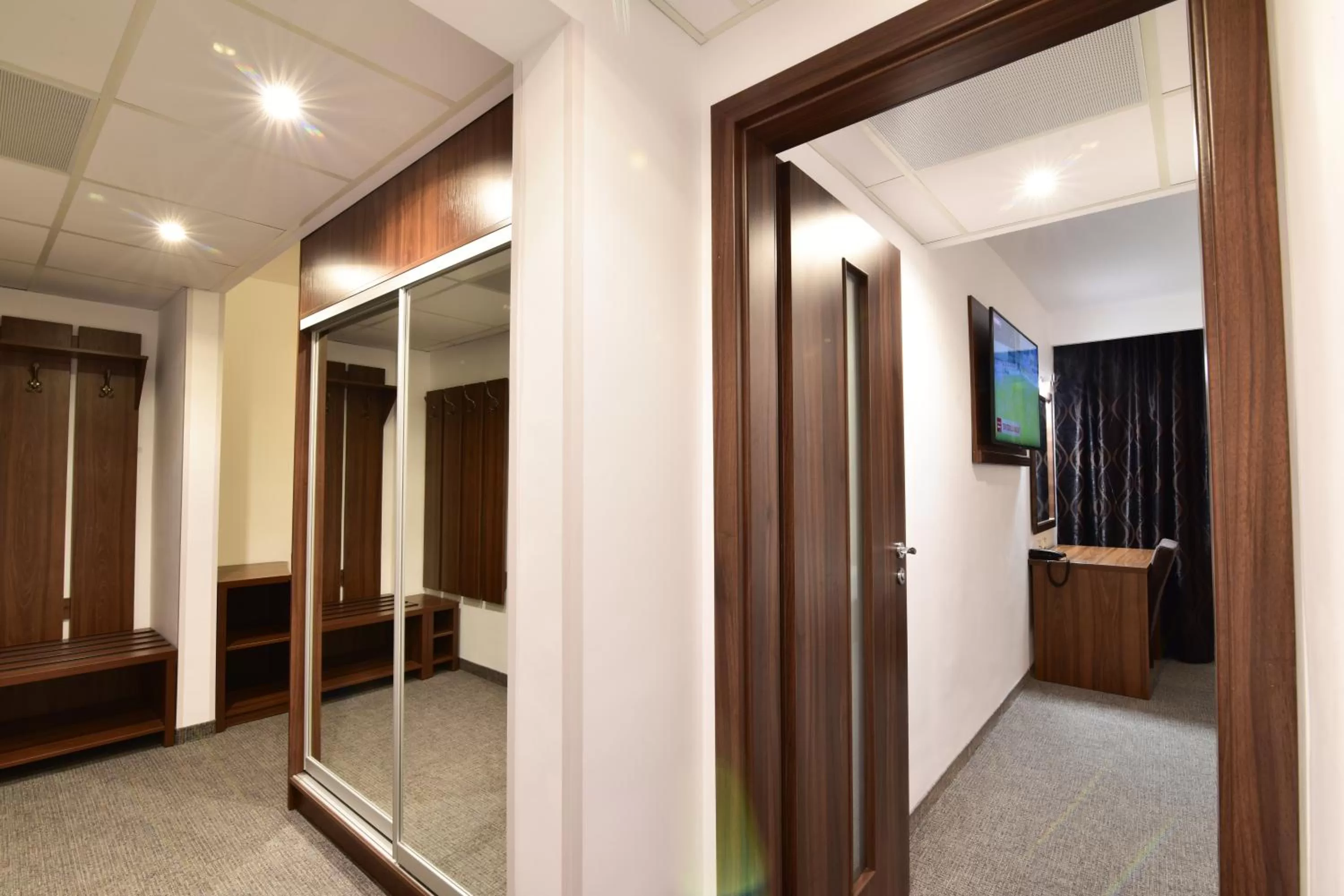 TV/Entertainment Center in Hotel Forum