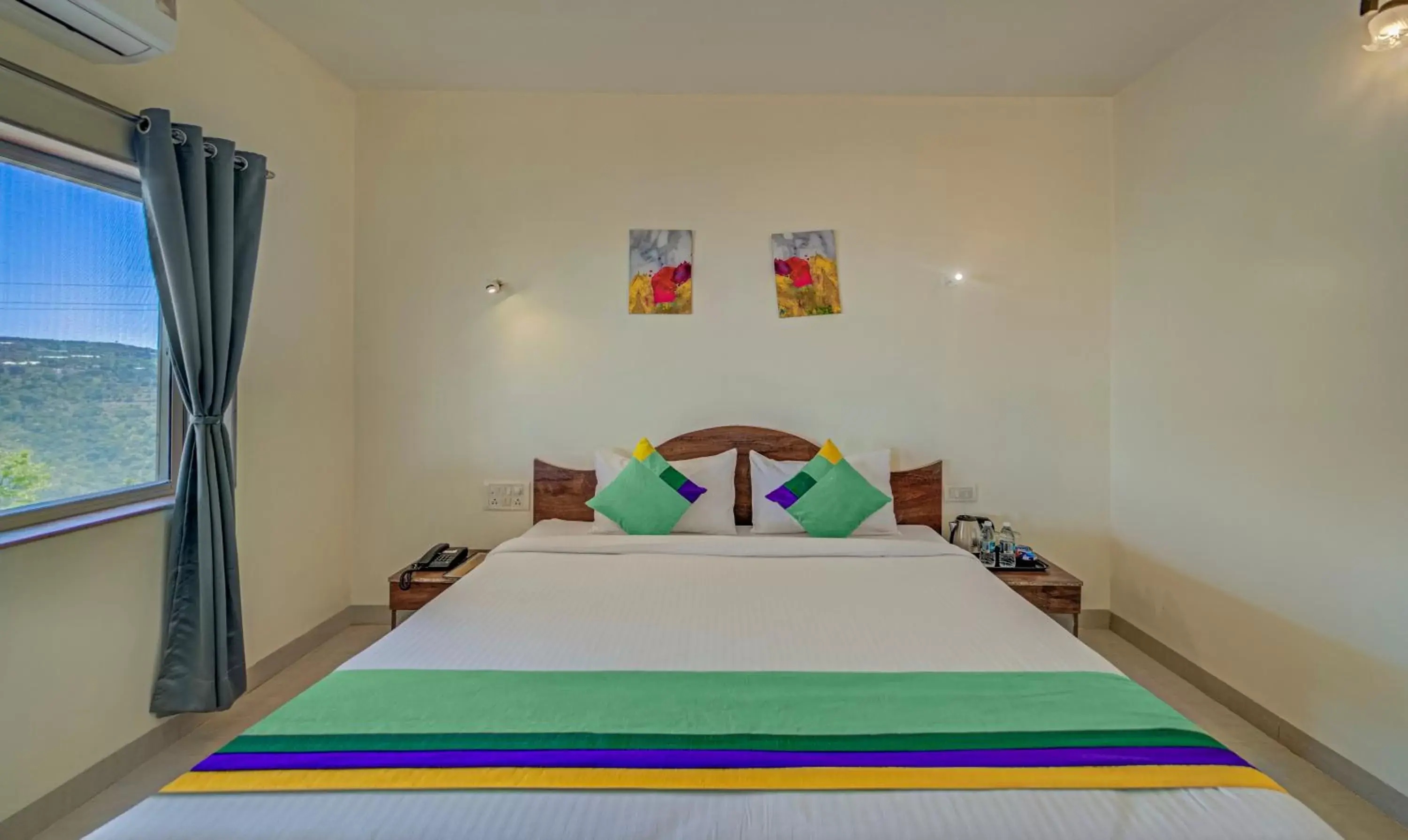 Deluxe Double Room - single occupancy in Treebo Trend Glenvista Estate Deluxe Double Room - single occupancy in Treebo Trend Glenvista Estate