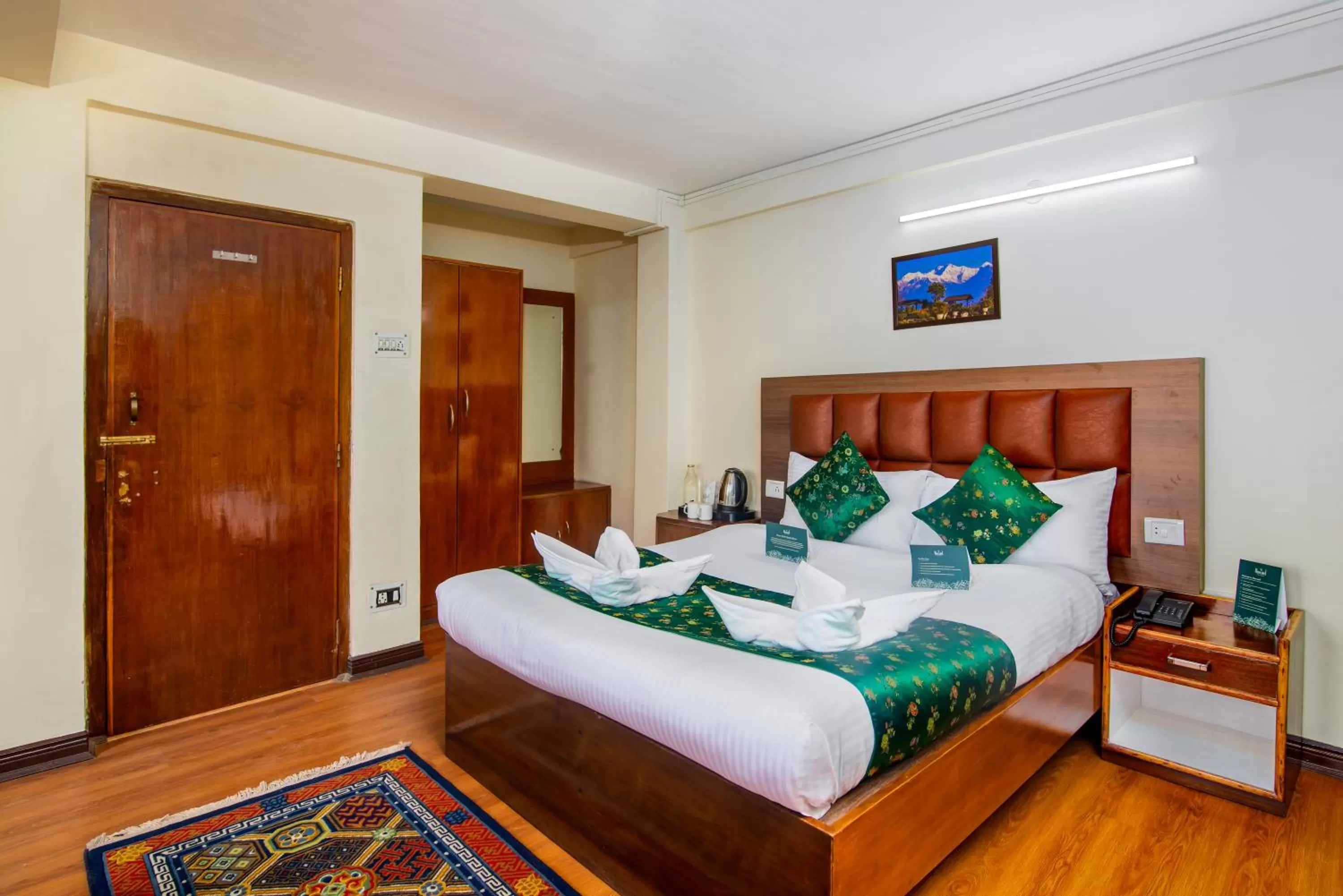 Bed in Muscatel BhumSang - 200 Mts from Mall Road