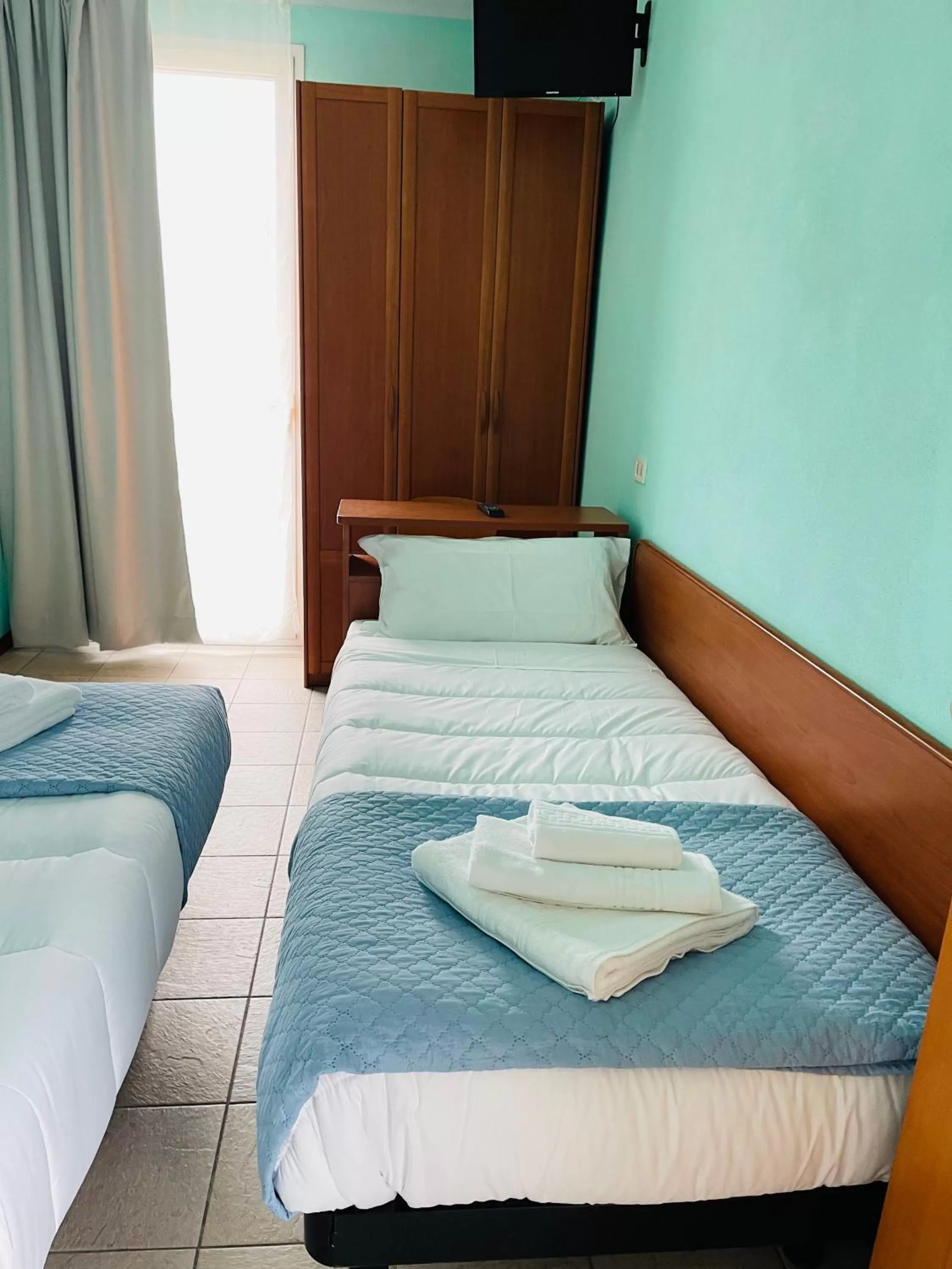 Twin Room in Hotel Blue Moon