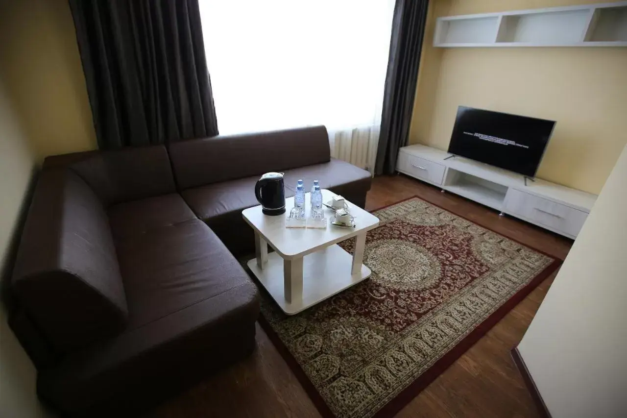 One-Bedroom Suite in Altai Business Hotel One-Bedroom Suite in Altai Business Hotel