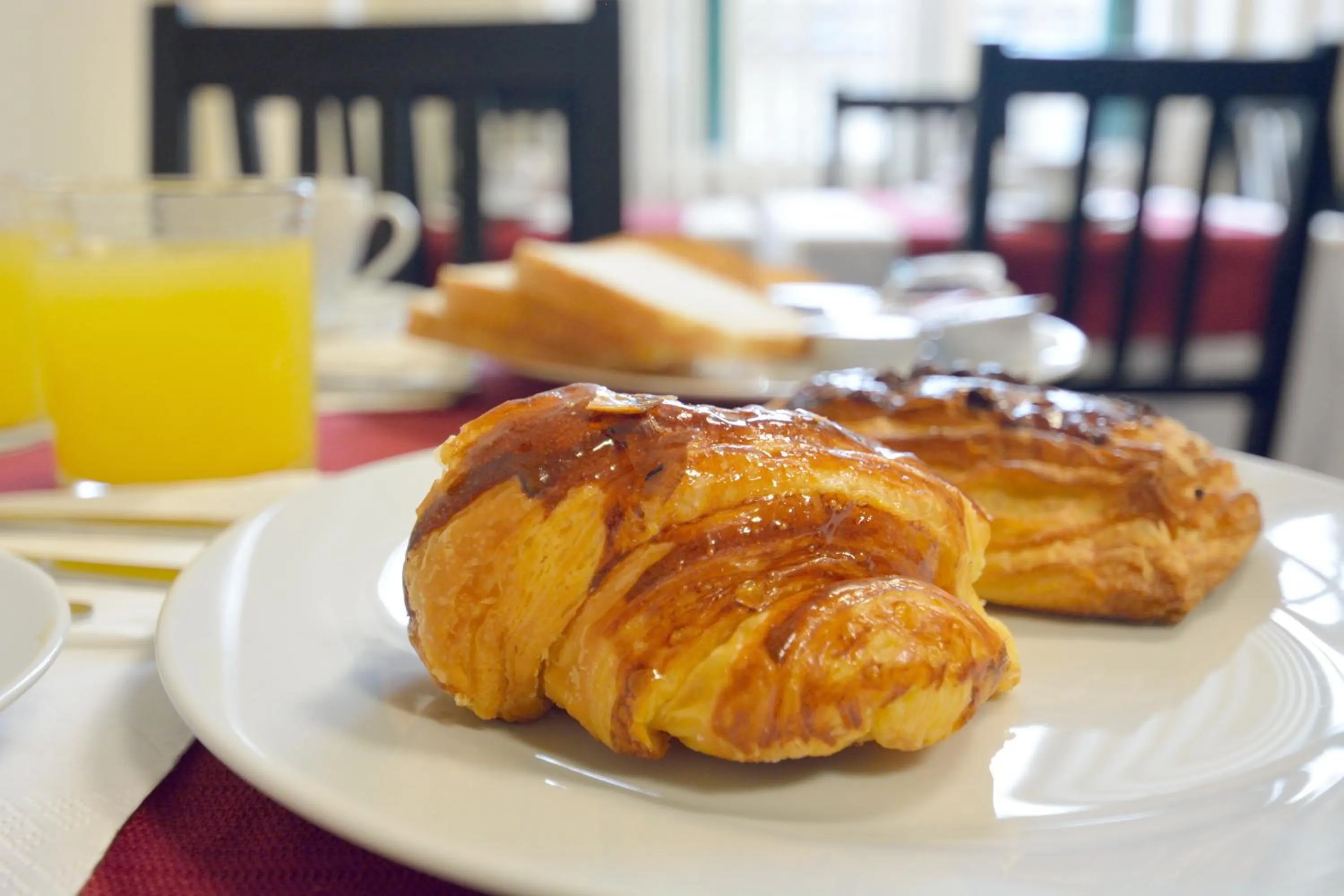 Food and drinks in B&B Marbò Florence