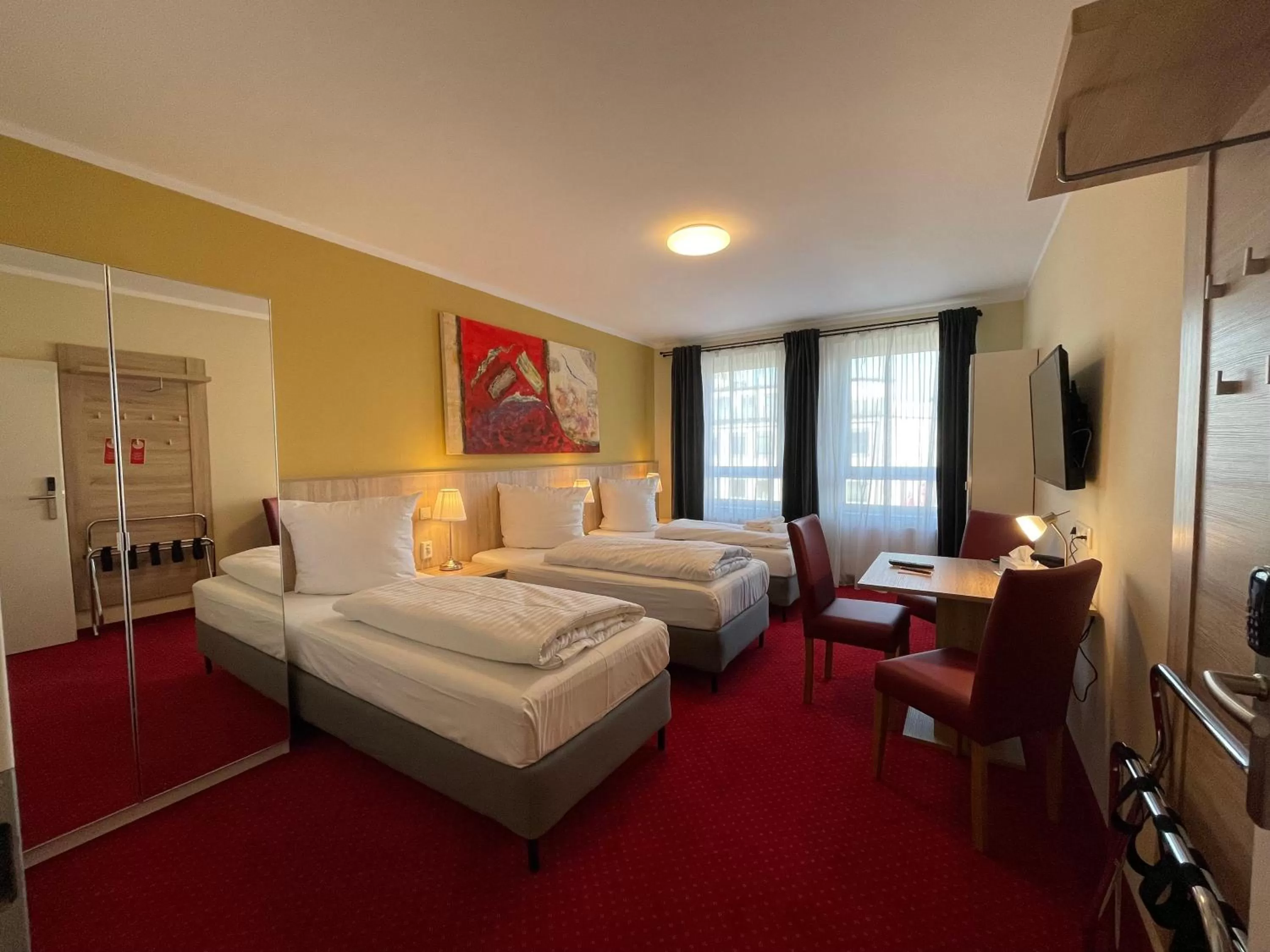 Photo of the whole room, Bed in Palm Premium Hotel & Apartments