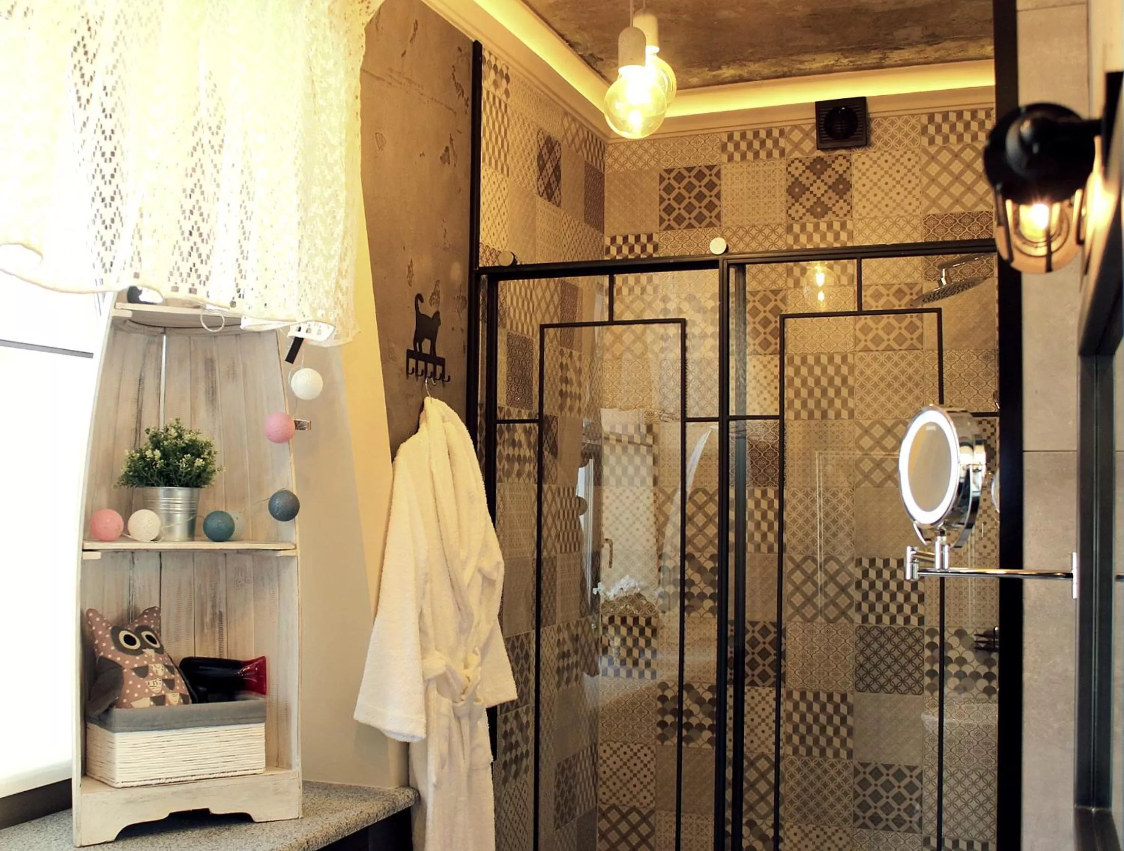 Shower, Bathroom in MaNNa Boutique Hotel
