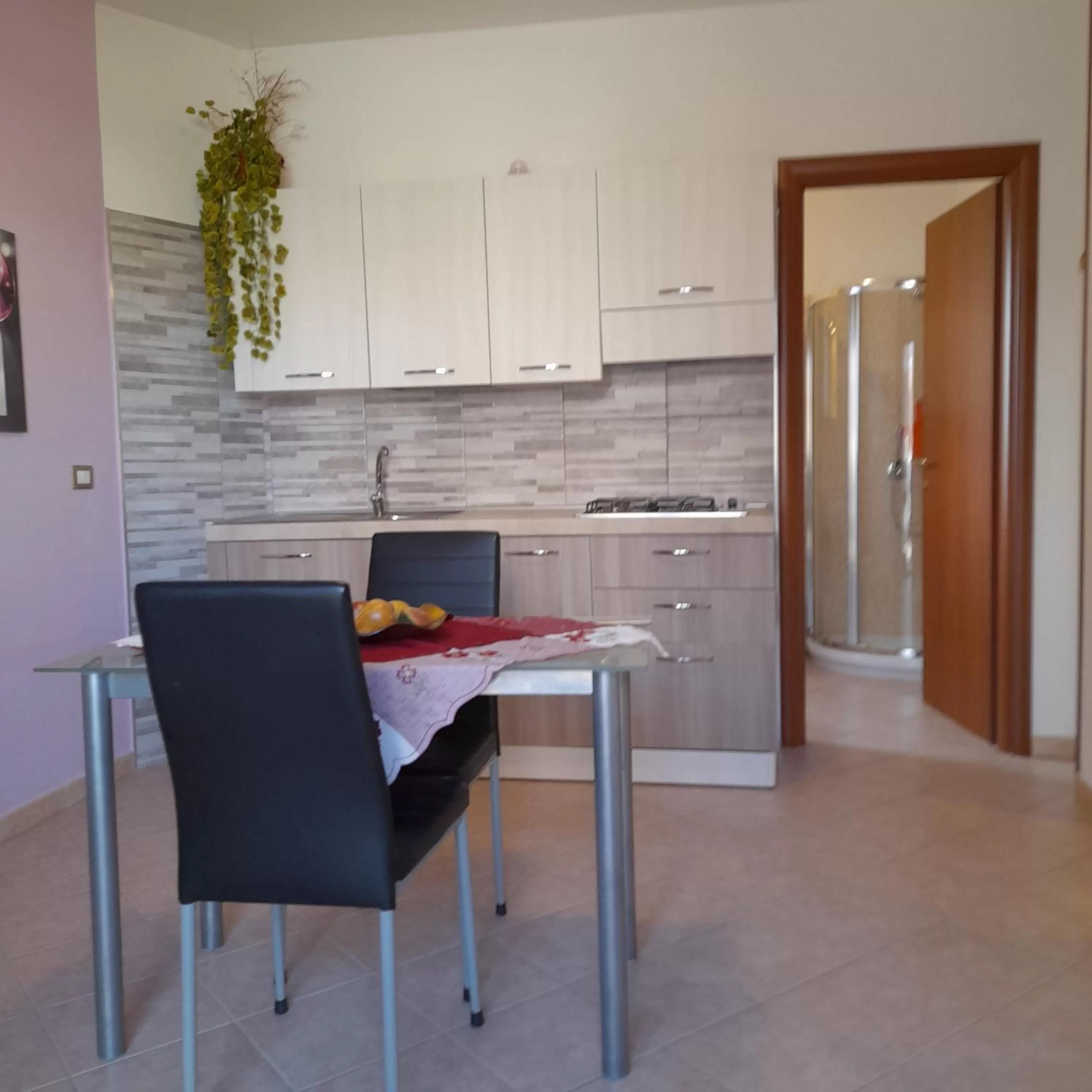 Dining area in La Fortezza casa vacanze & appartament