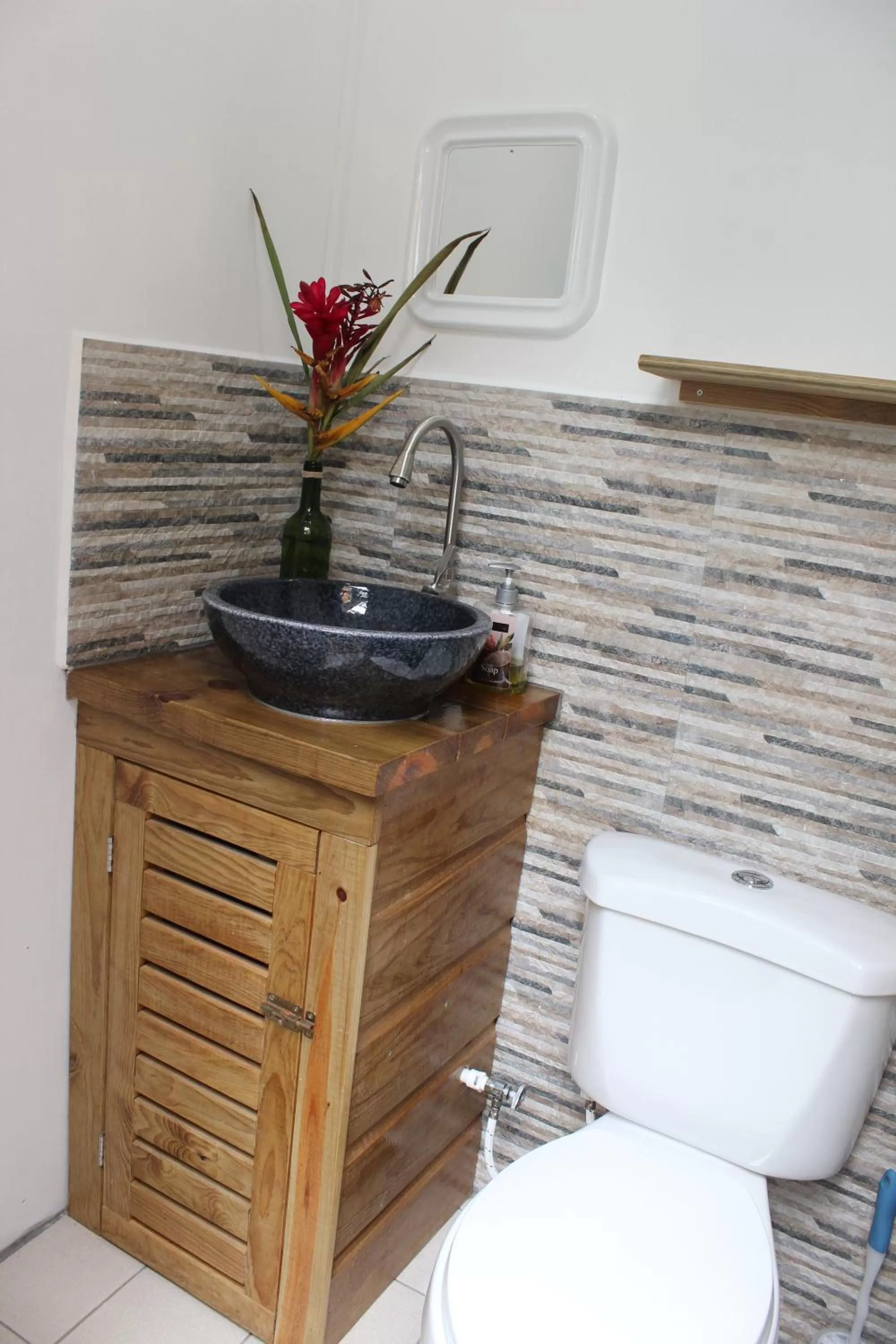 Bathroom in Carmen's place