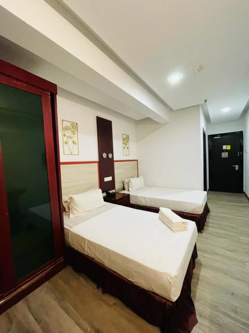 Bed in Celyn City Hotel