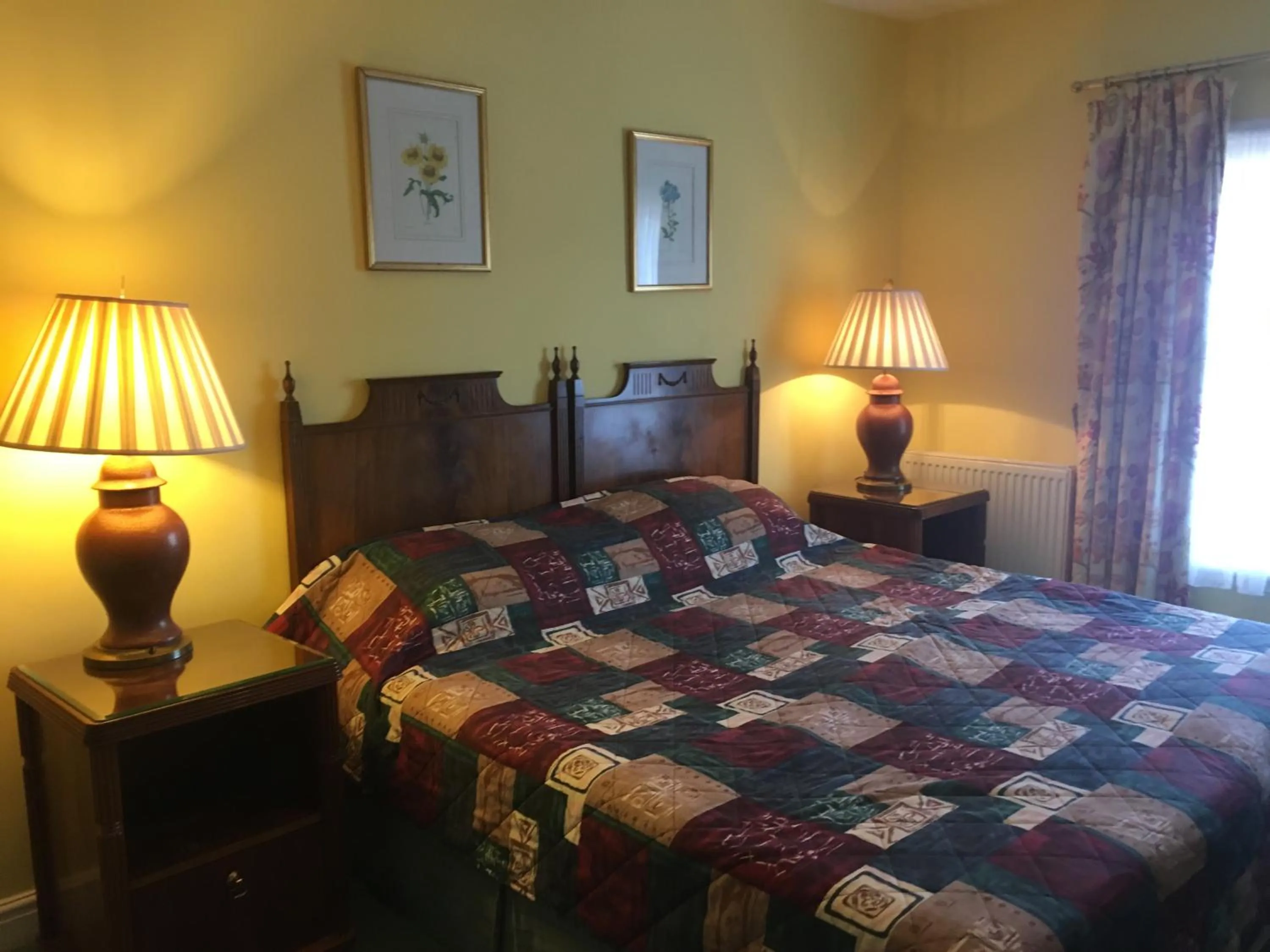 Bed in Dukes Head Inn