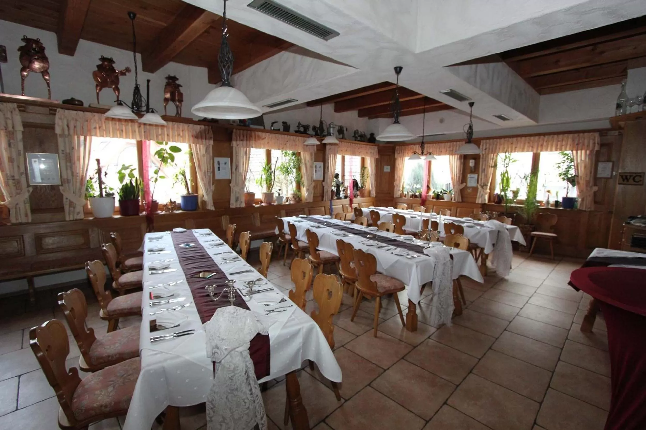 Restaurant/Places to Eat in Hotel-Hauensteiner-Hof