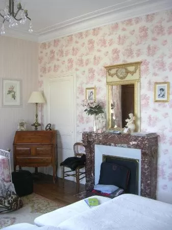 Photo of the whole room, Bed in L'Oustal