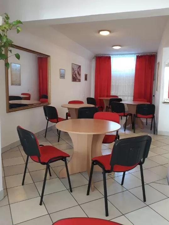 Business facilities in Hotel As