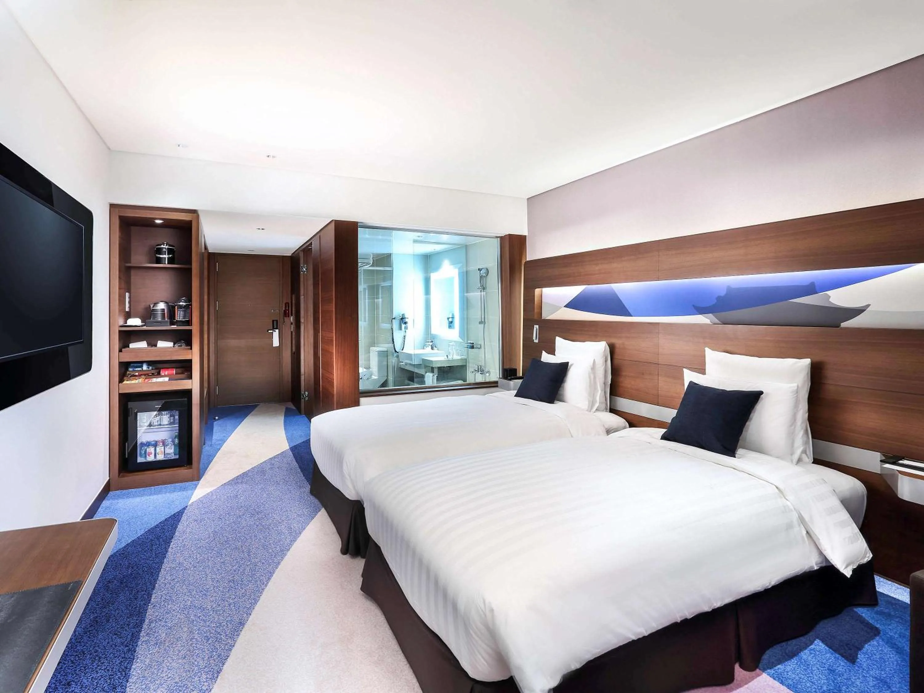 Photo of the whole room, Bed in Novotel Ambassador Suwon