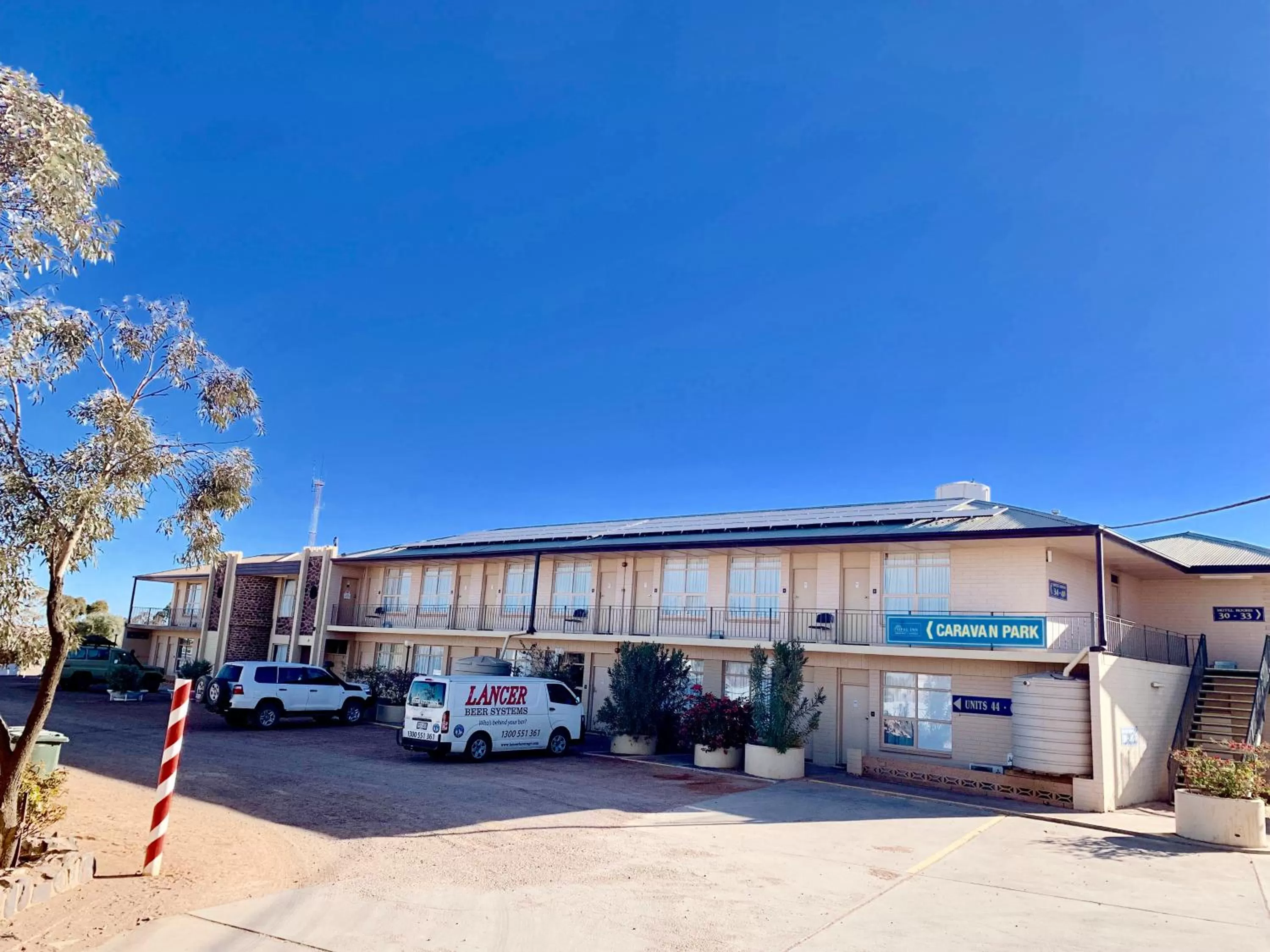 Property building in Opal Inn Hotel, Motel, Caravan Park
