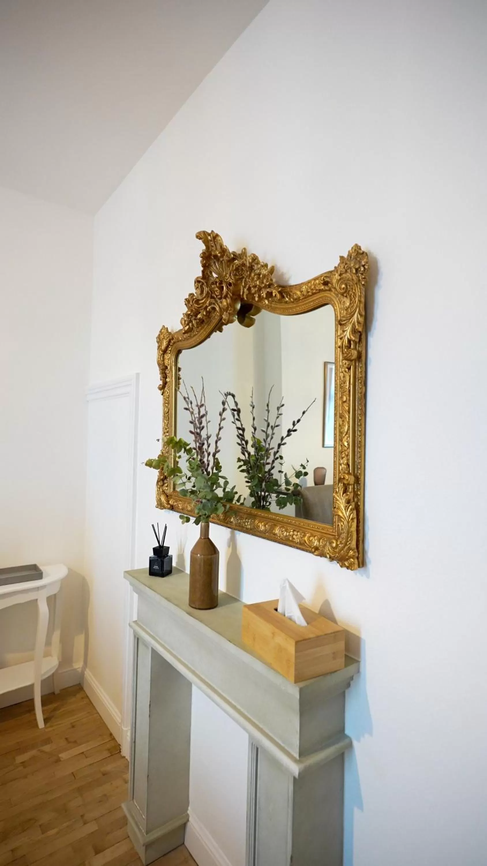 Decorative detail, Bathroom in Hotel de Maître de Vaughan