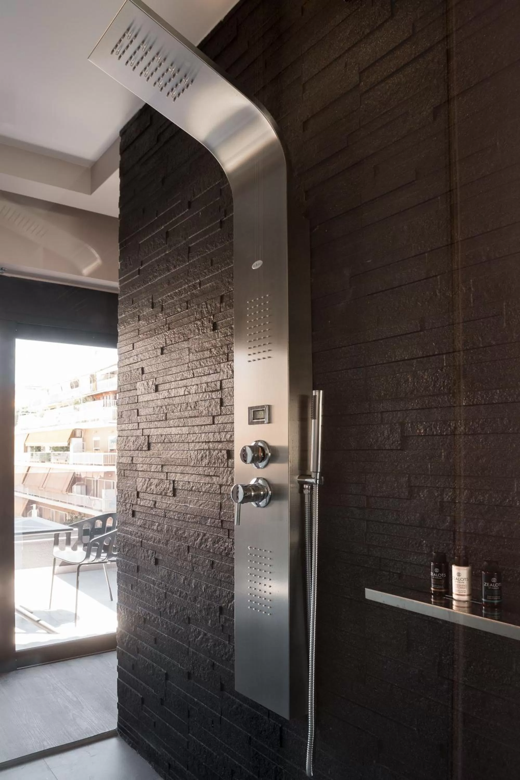 Shower in LUX&EASY Athens Downtown Apartments