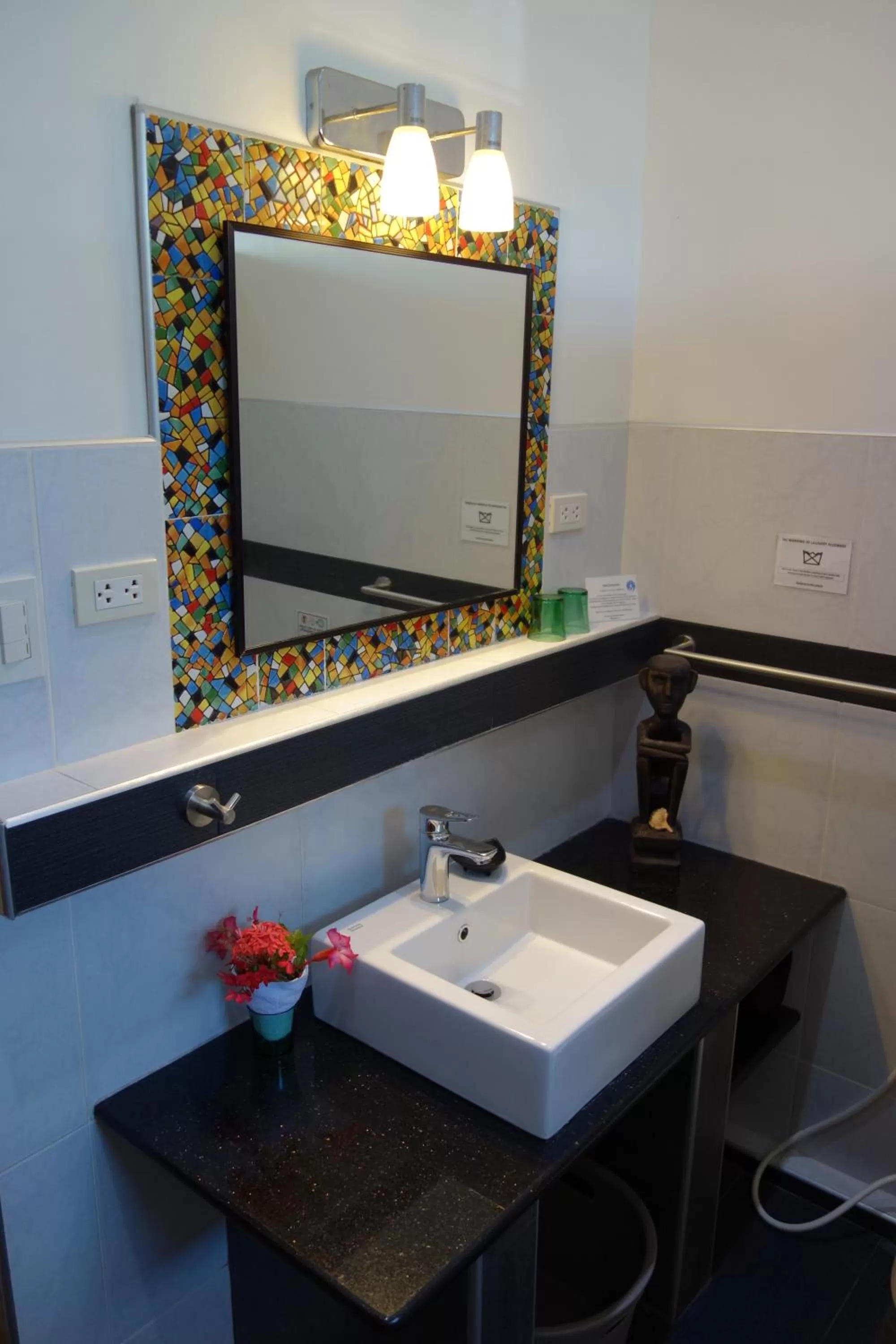 Bathroom in Alona's Coral Garden Resort (Adult-Only)