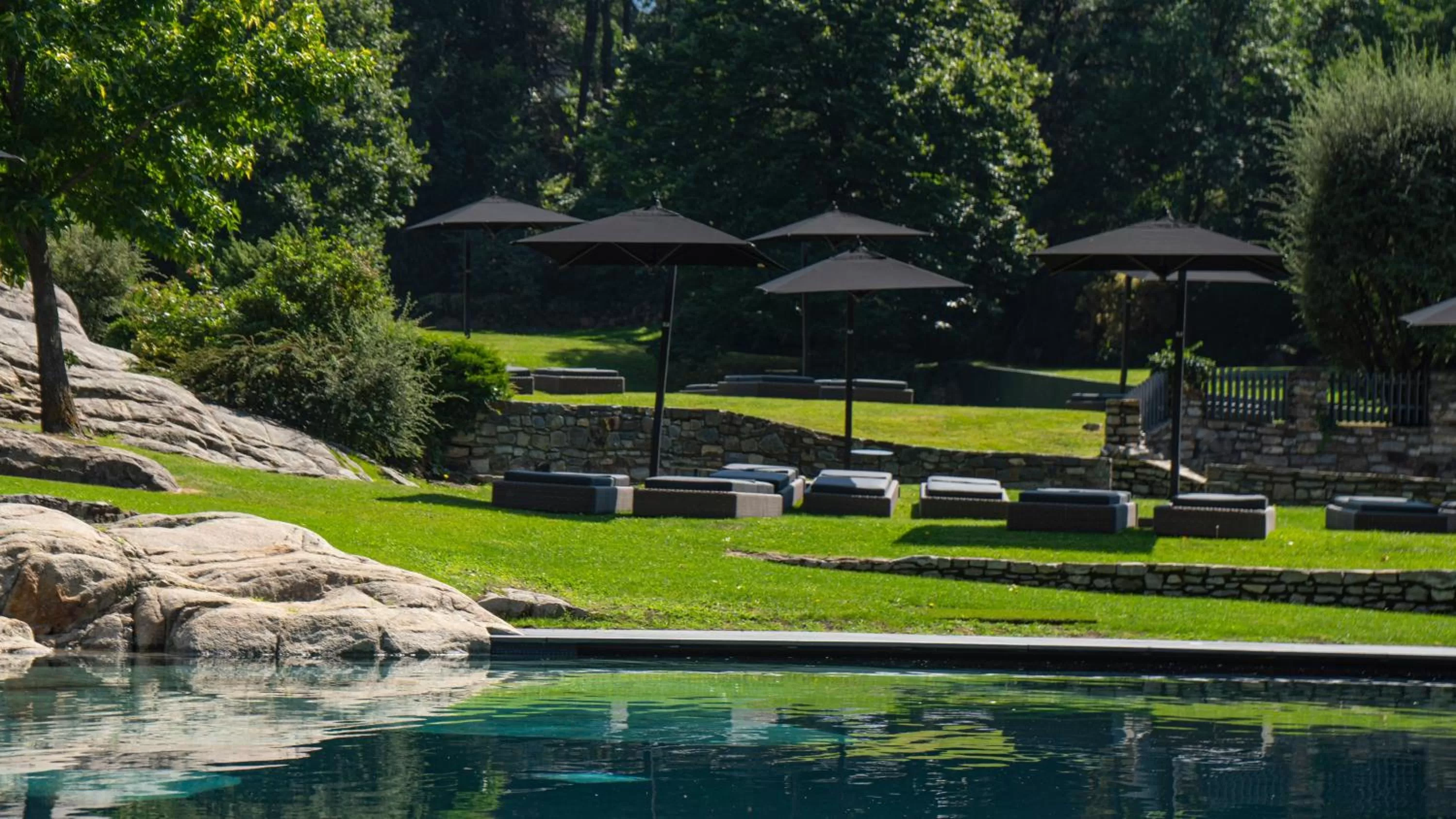 Swimming pool in Andorra Park Hotel