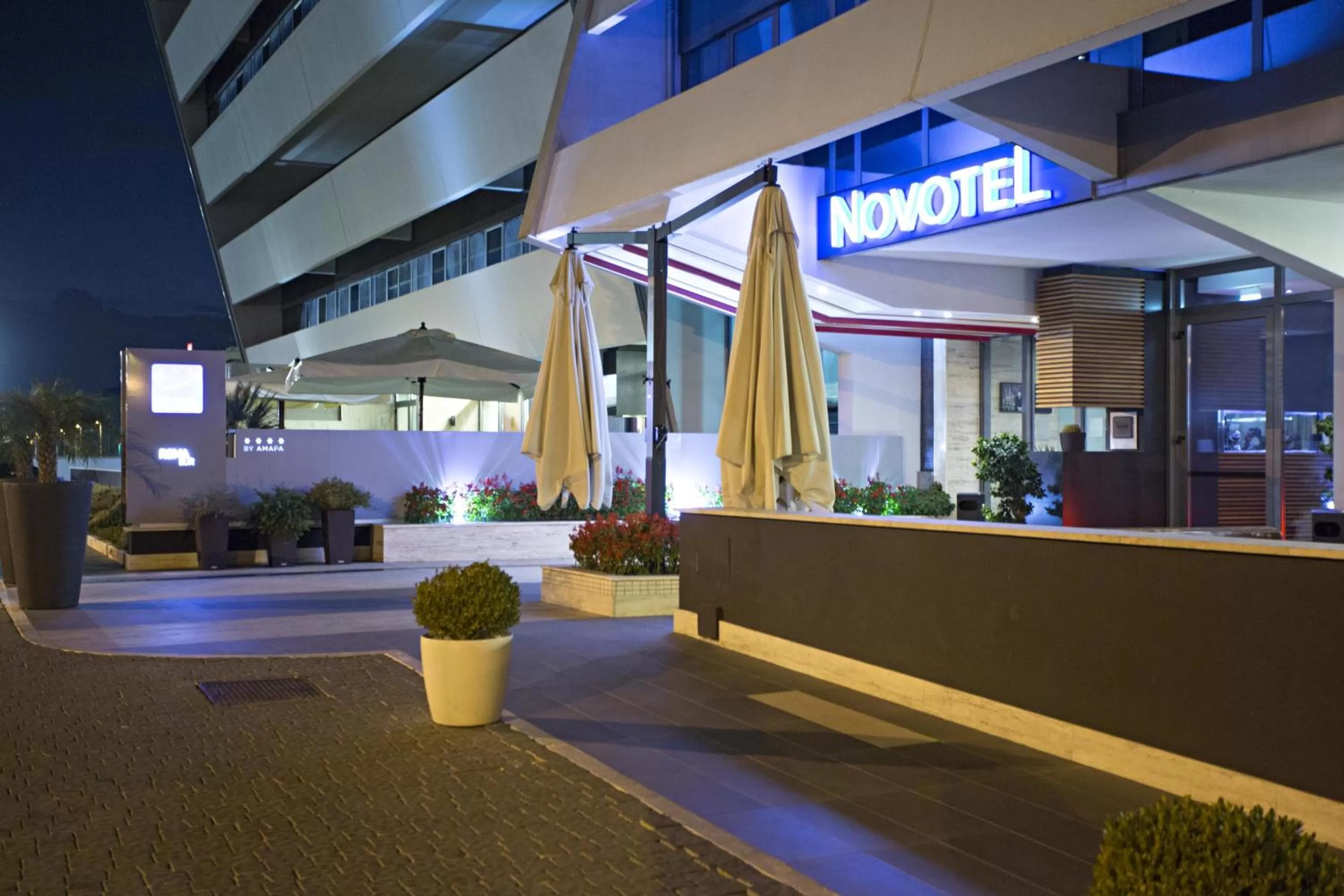 Facade/entrance in Novotel Roma Eur