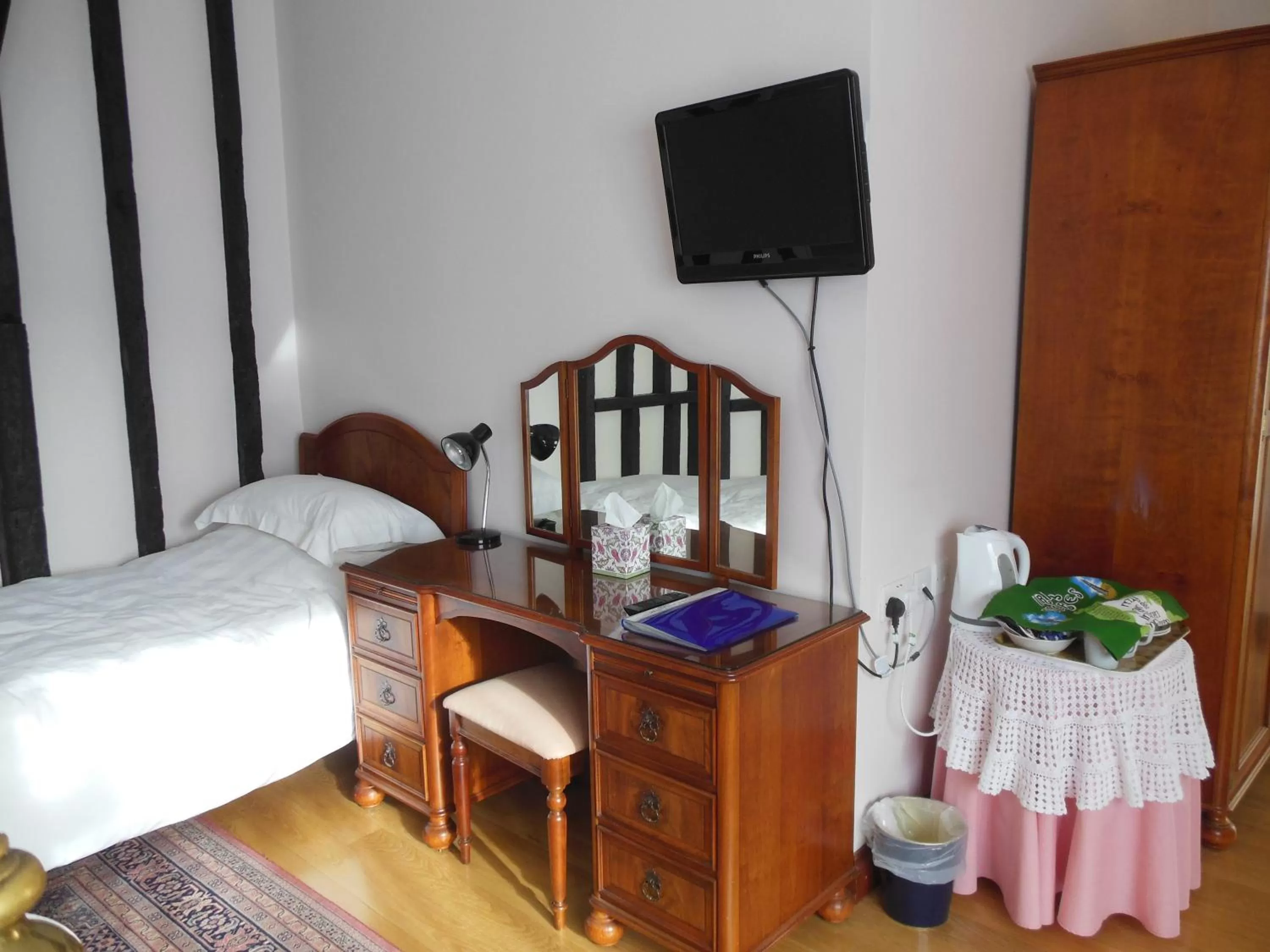 Bed in Highfield Farm