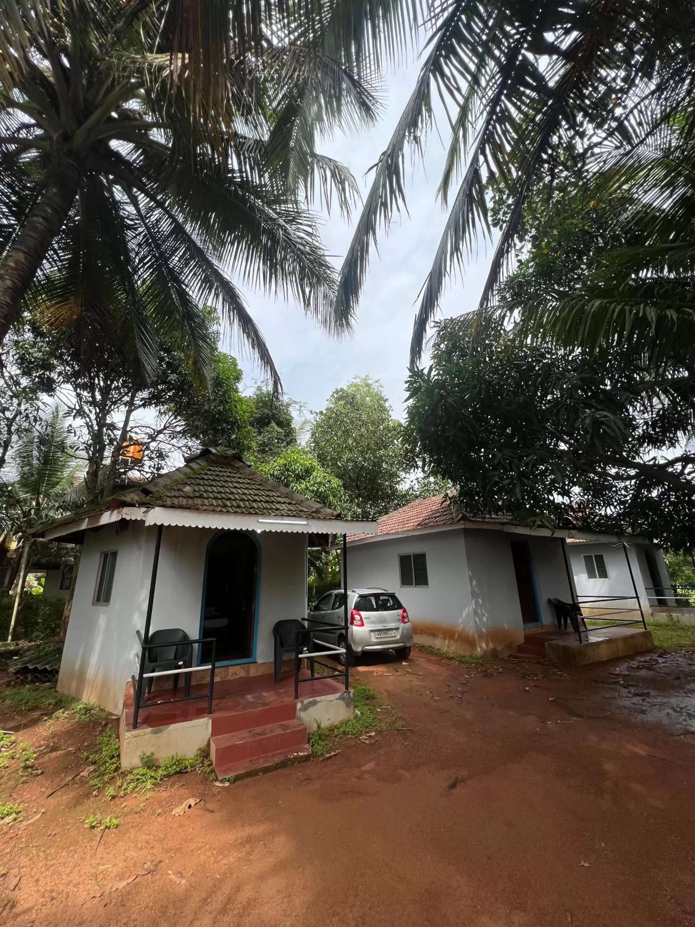 Facade/entrance, Property Building in MID BEACH STAY Gokarna