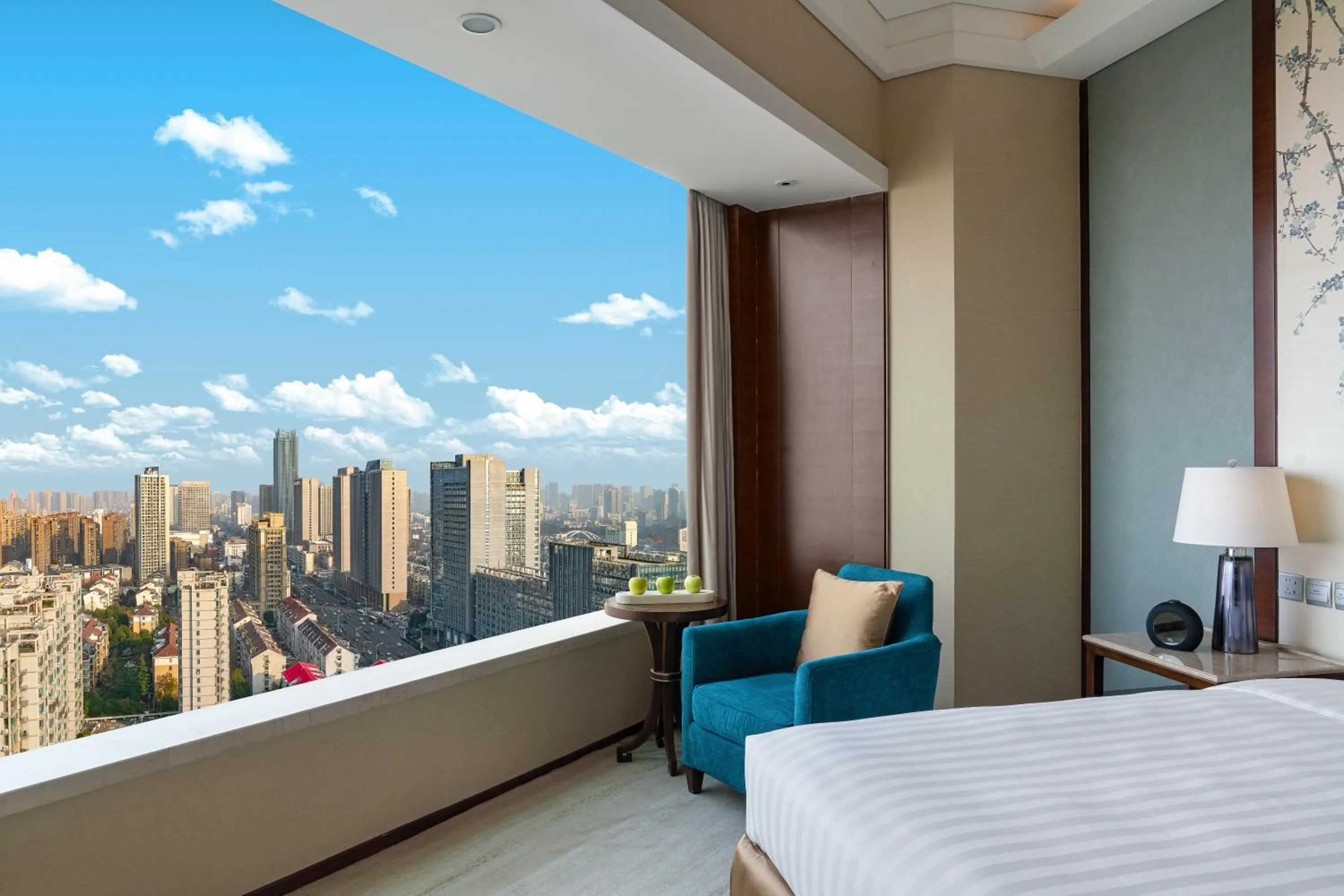 View (from property/room), Bed in Shangri-La Hefei