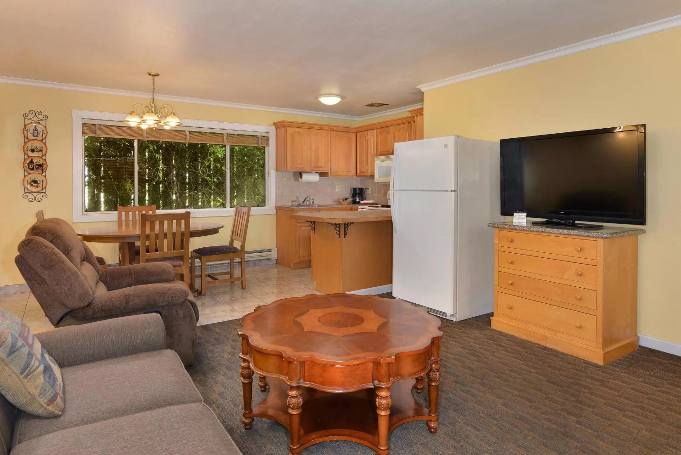 Surf Motel and Gardens