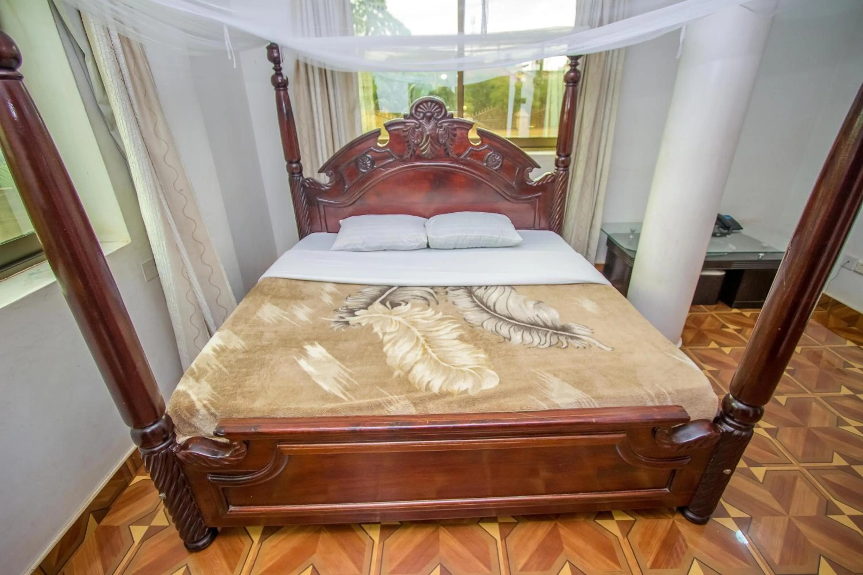 Photo of the whole room in Minister's Village Hotel