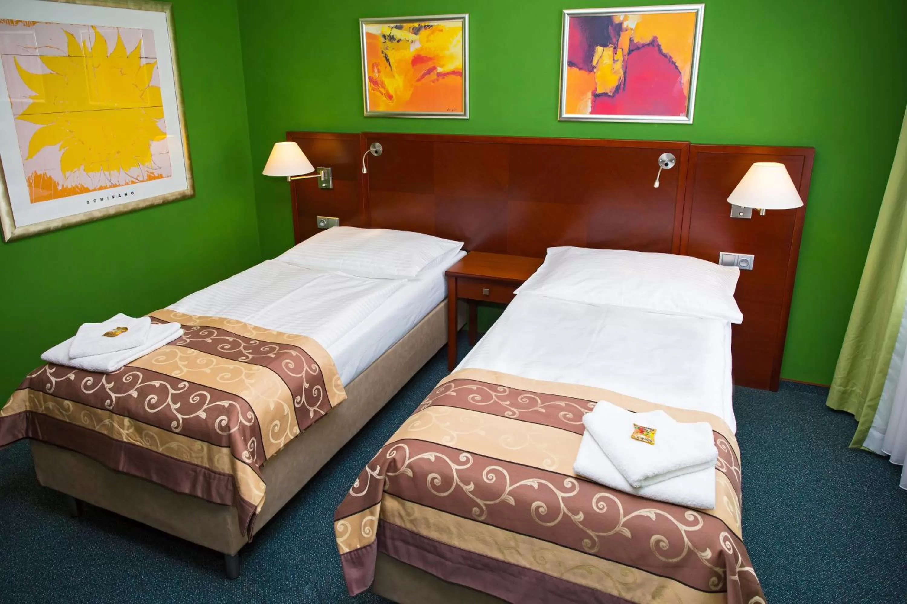 Bed in Hotel Rieger Garni