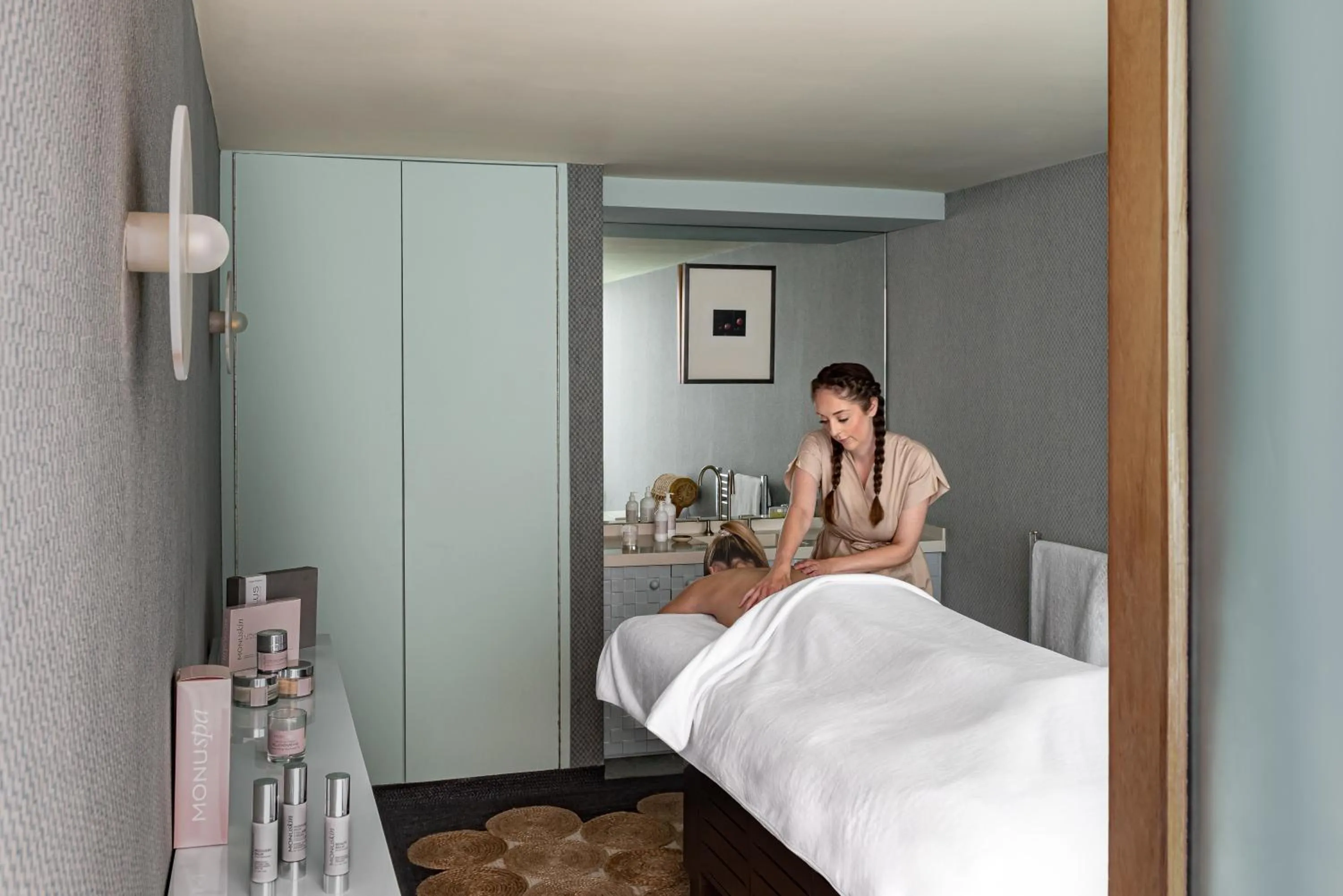 Massage, Bed in Cowley Manor Experimental