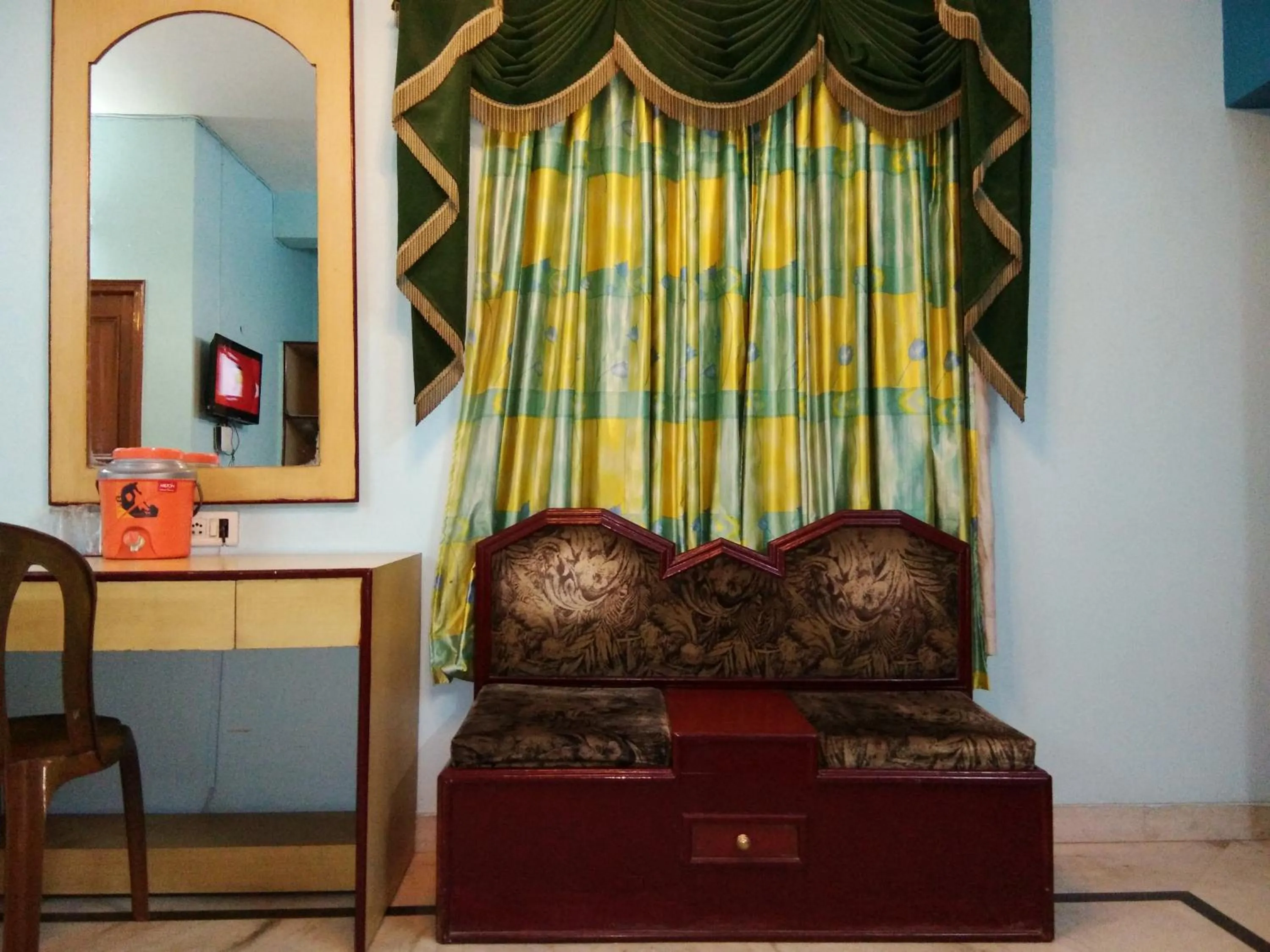 Bedroom in Hotel Mayur