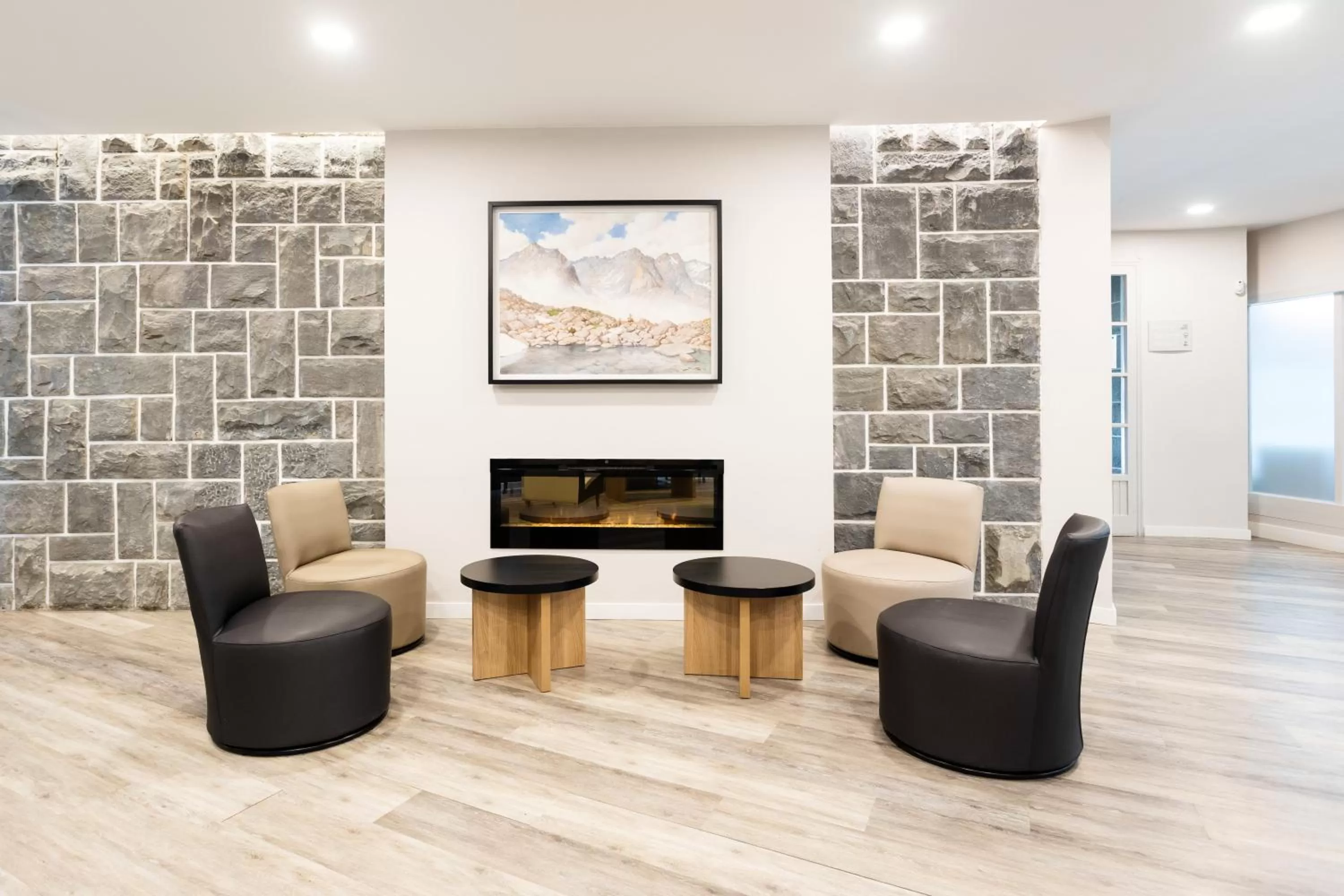 Seating area in Gran Hotel de Jaca