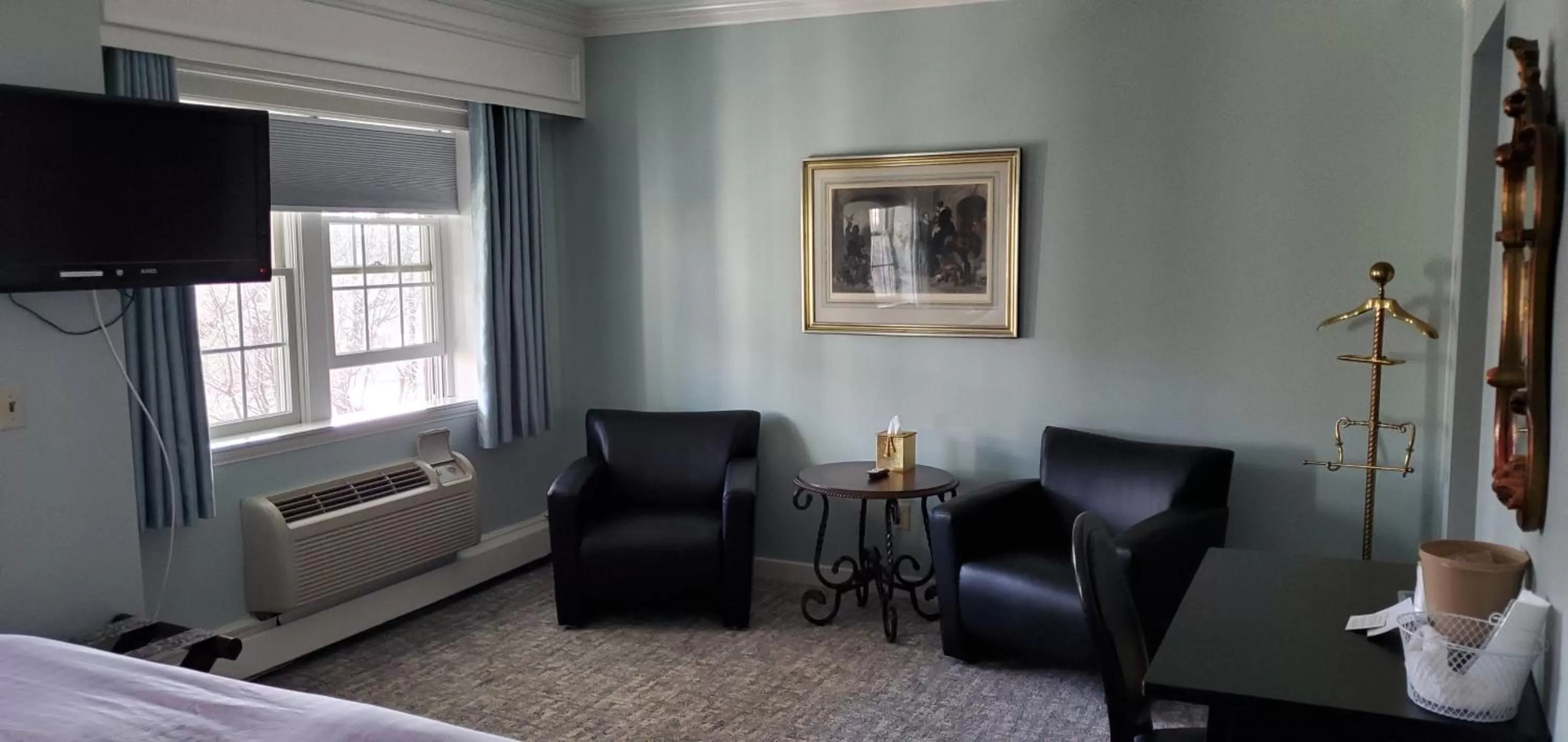 Seating area in Lowell Inn