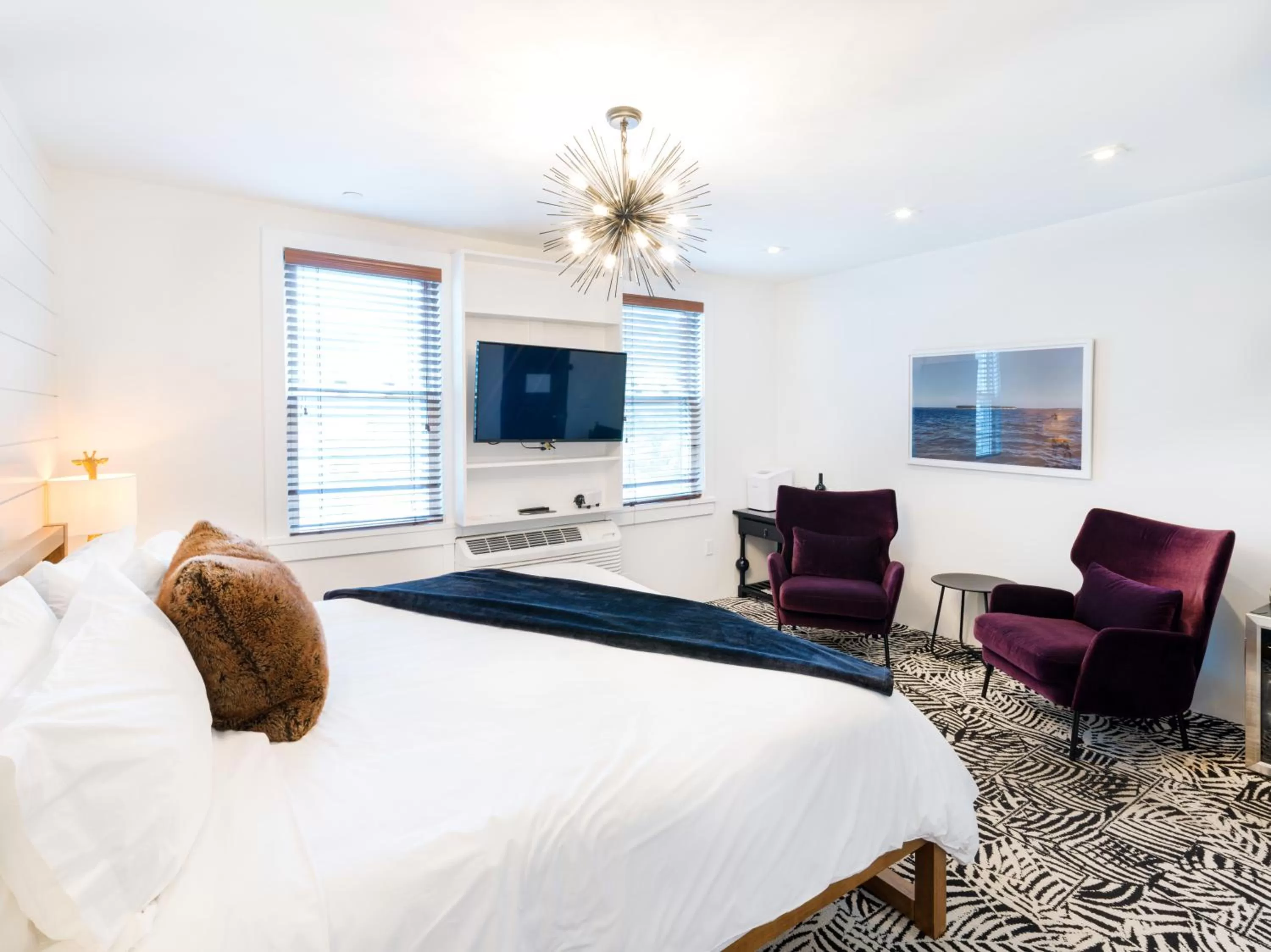 Bed in American Beech Hotel