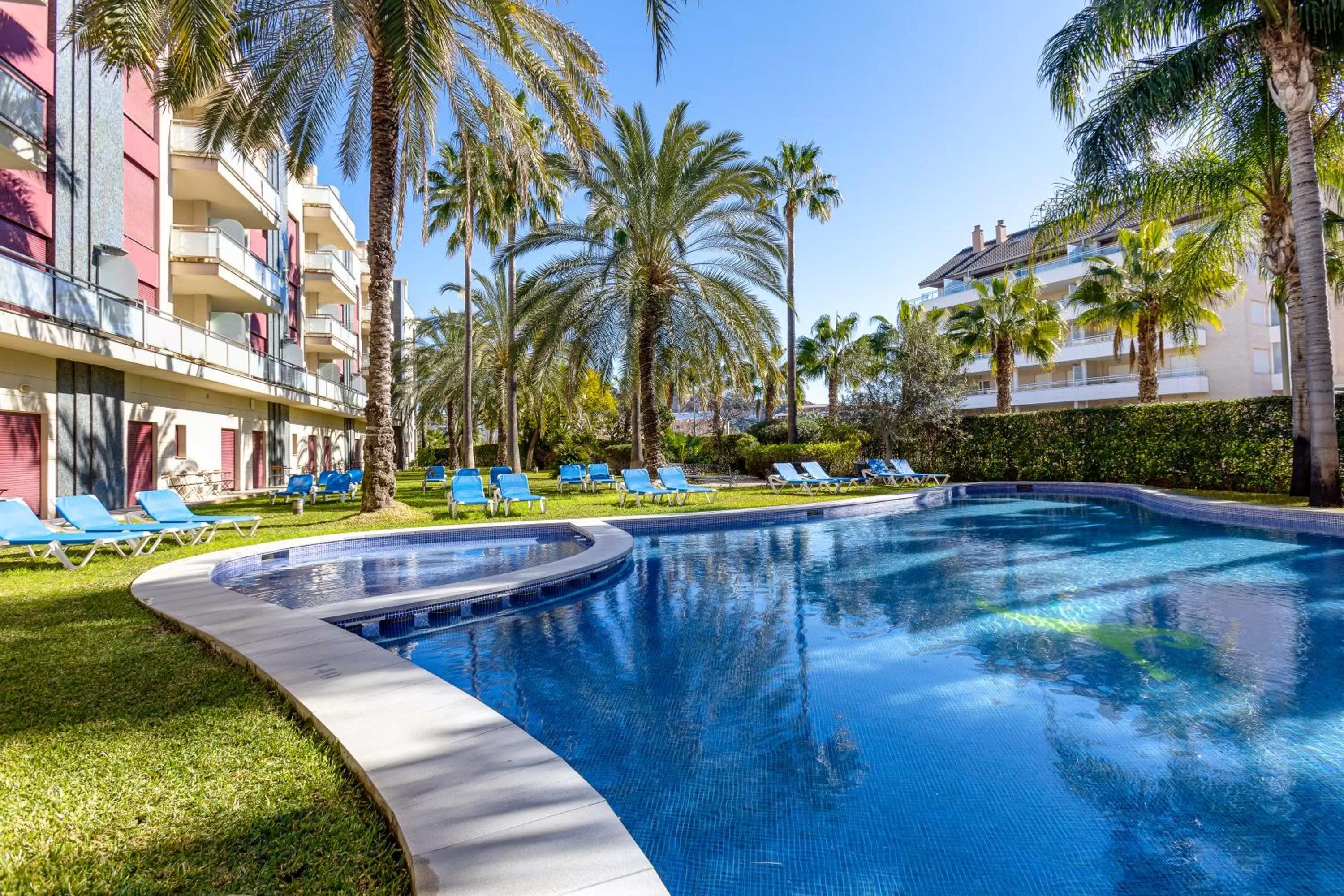 Swimming pool in Daniya Denia Spa & Business 4*