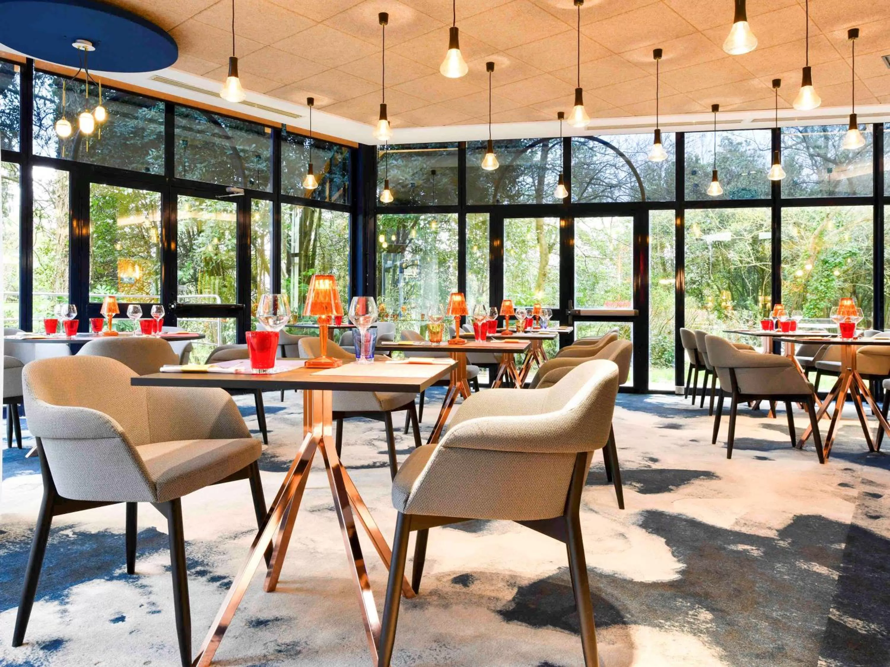 Restaurant/places to eat in Novotel La Rochelle Centre