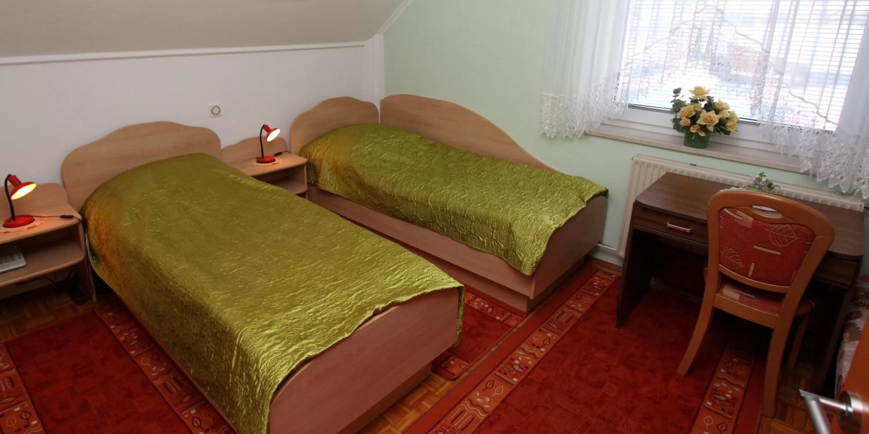 Bed in Rooms & Apartments Jana