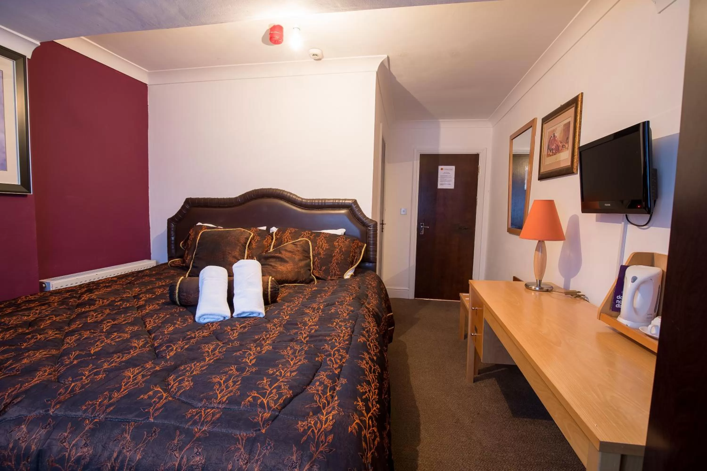 Shower in Citybest Hotel