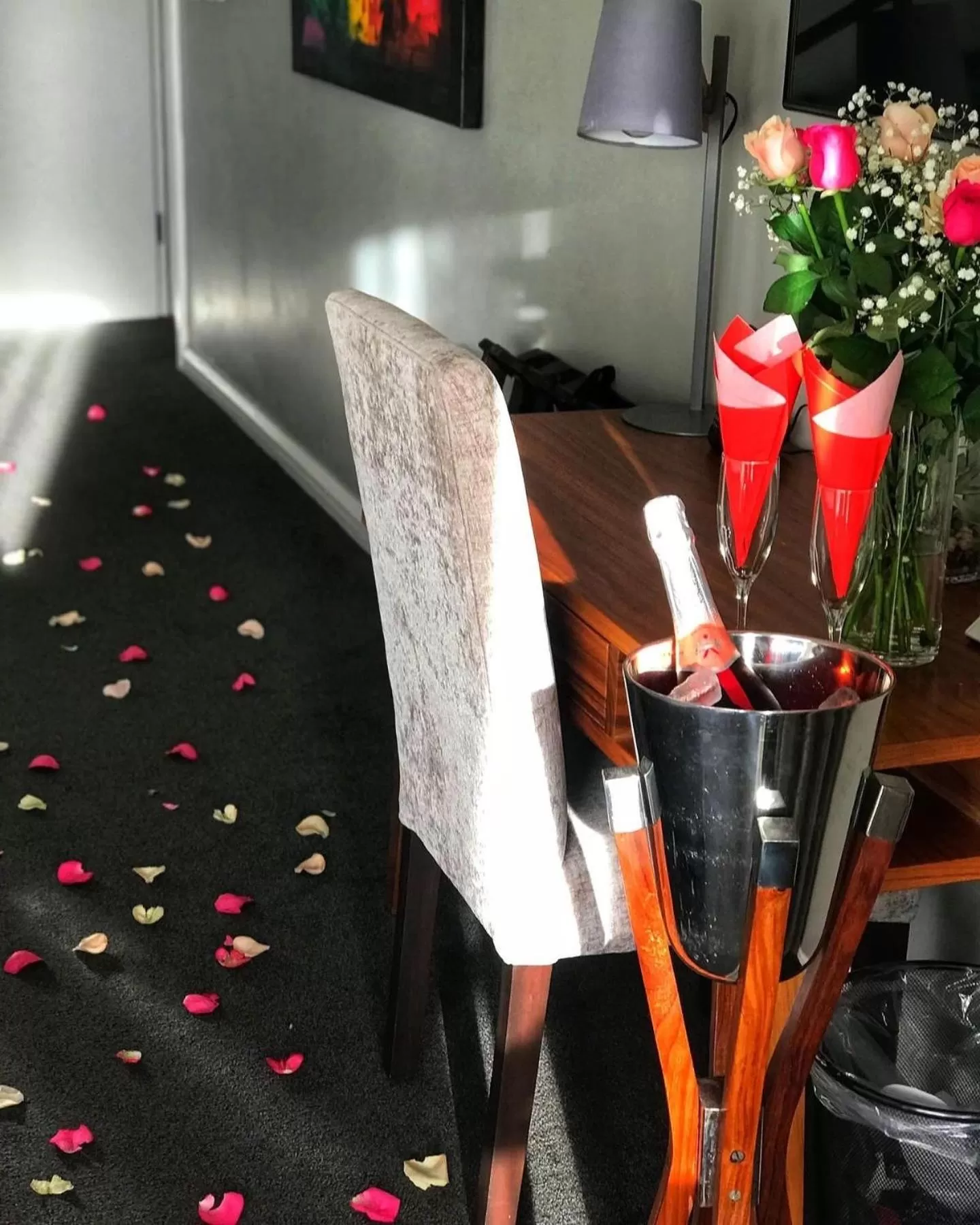 Restaurant/places to eat in Bliss Boutique Hotel