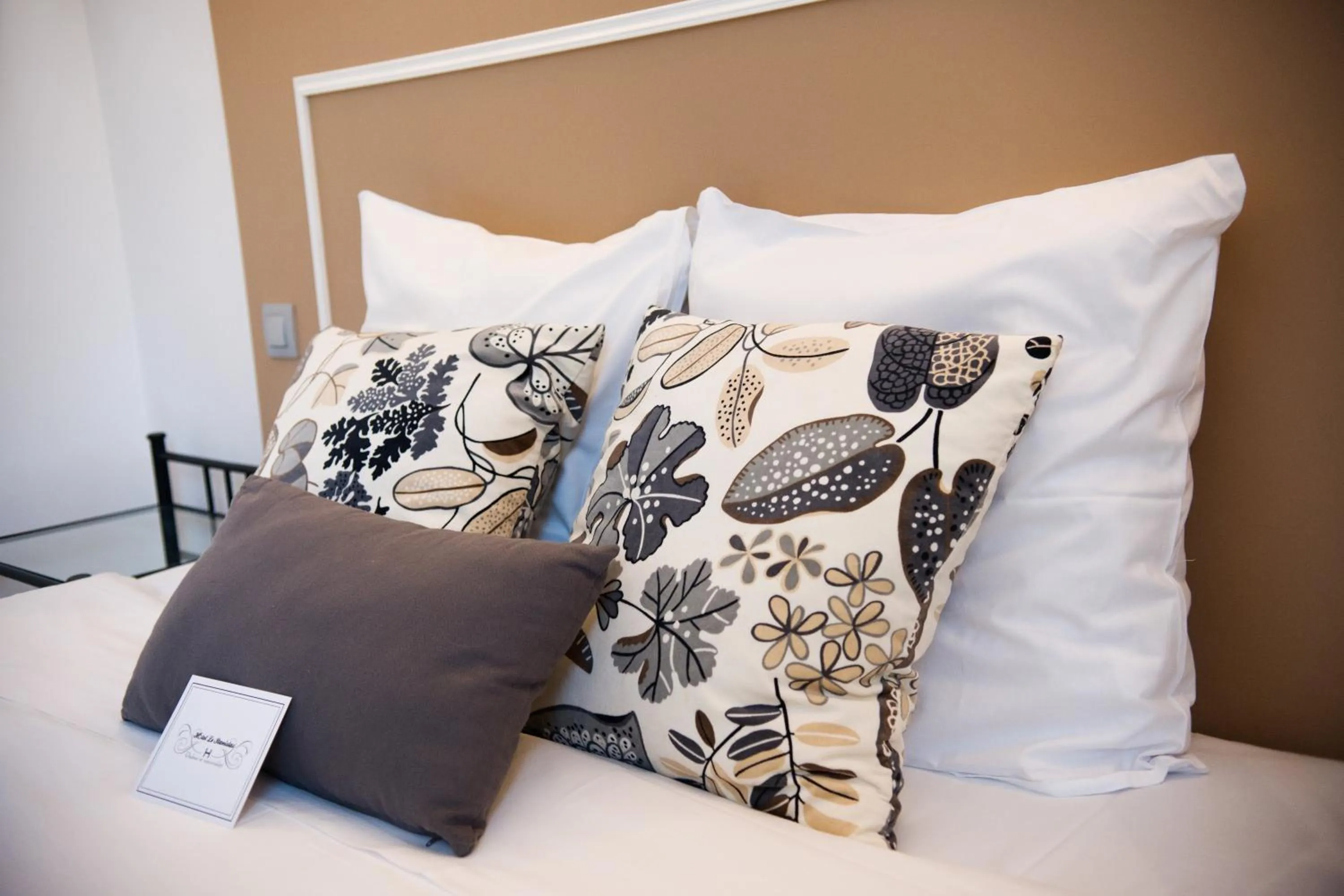 Decorative detail, Bed in Hôtel Le Stanislas