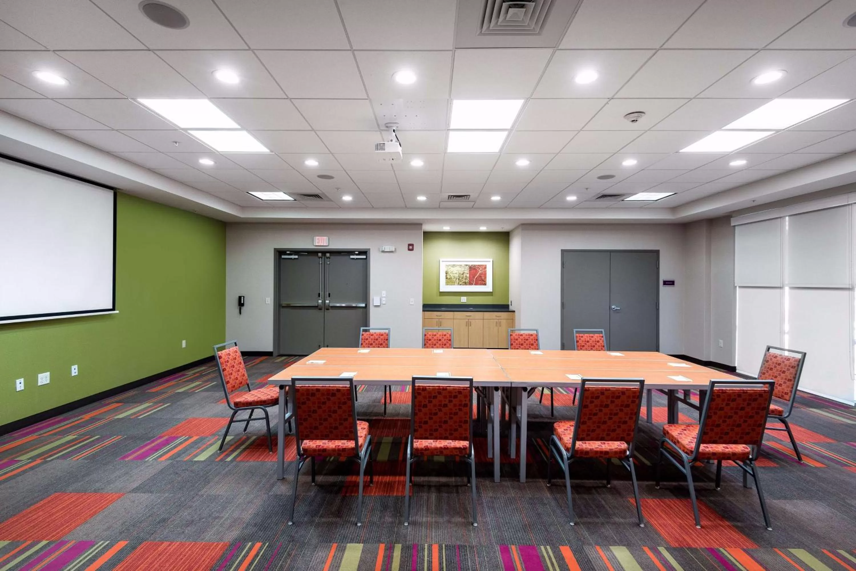 Meeting/conference room in Home2 Suites by Hilton Charlotte University Research Park