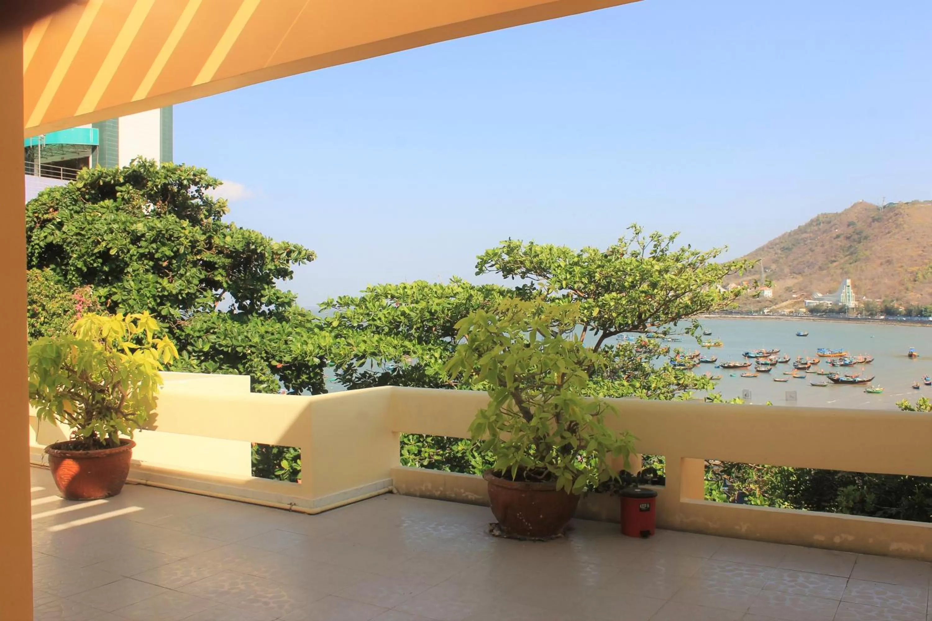 Property building in Nui Nho Motel