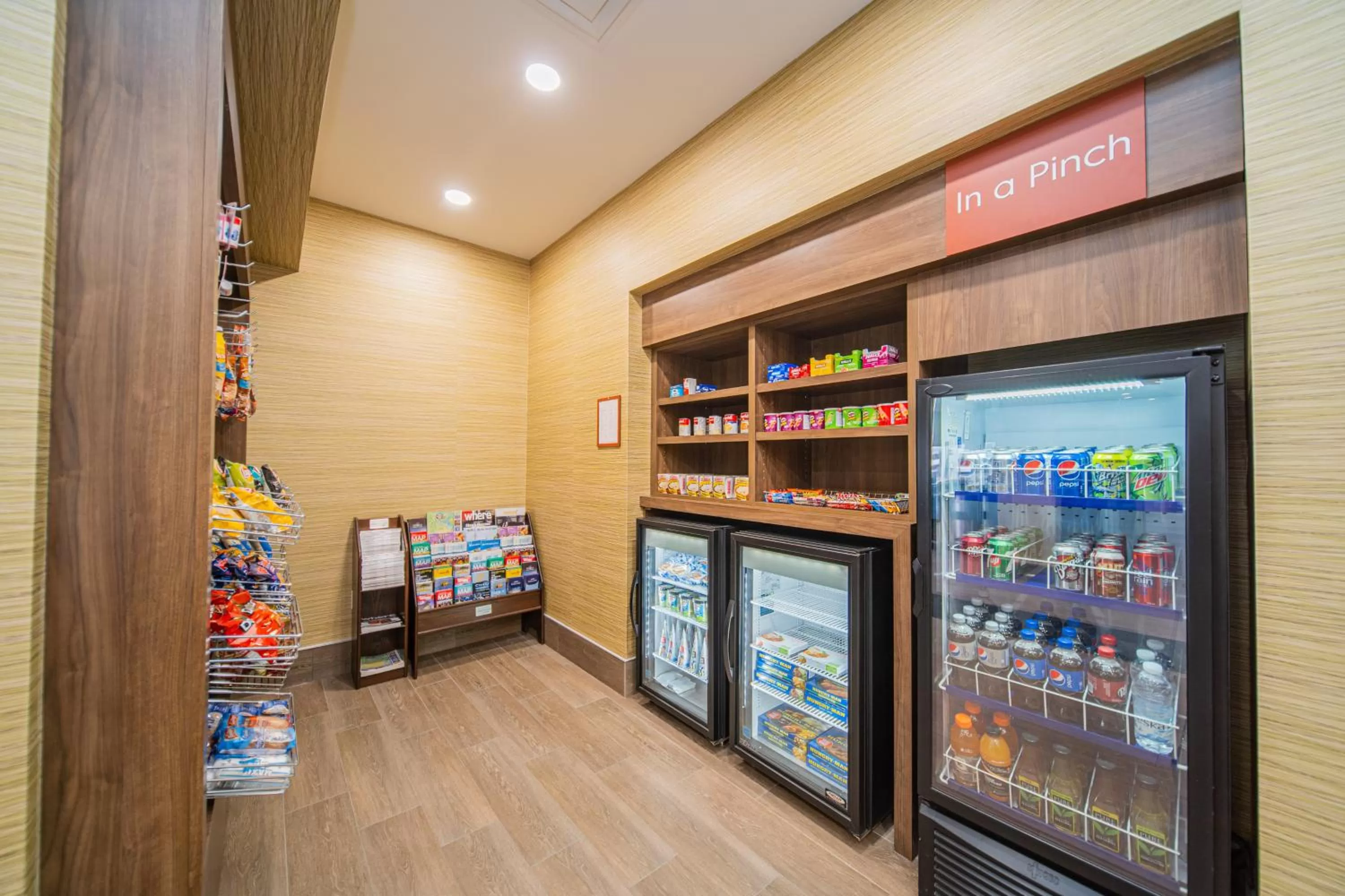 On-site shops in TownePlace Suites by Marriott Brantford and Conference Centre