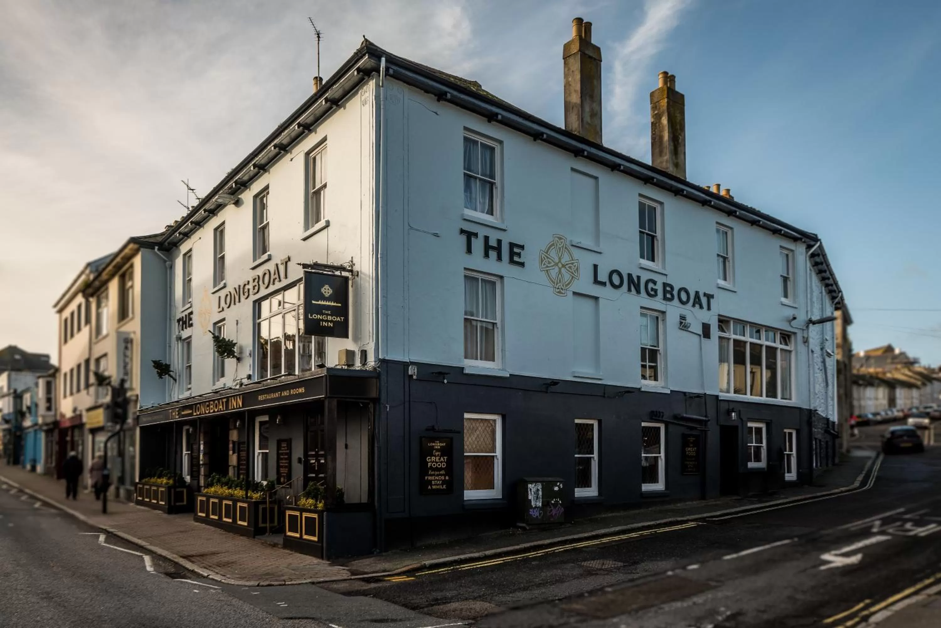 Property building in The Longboat Inn