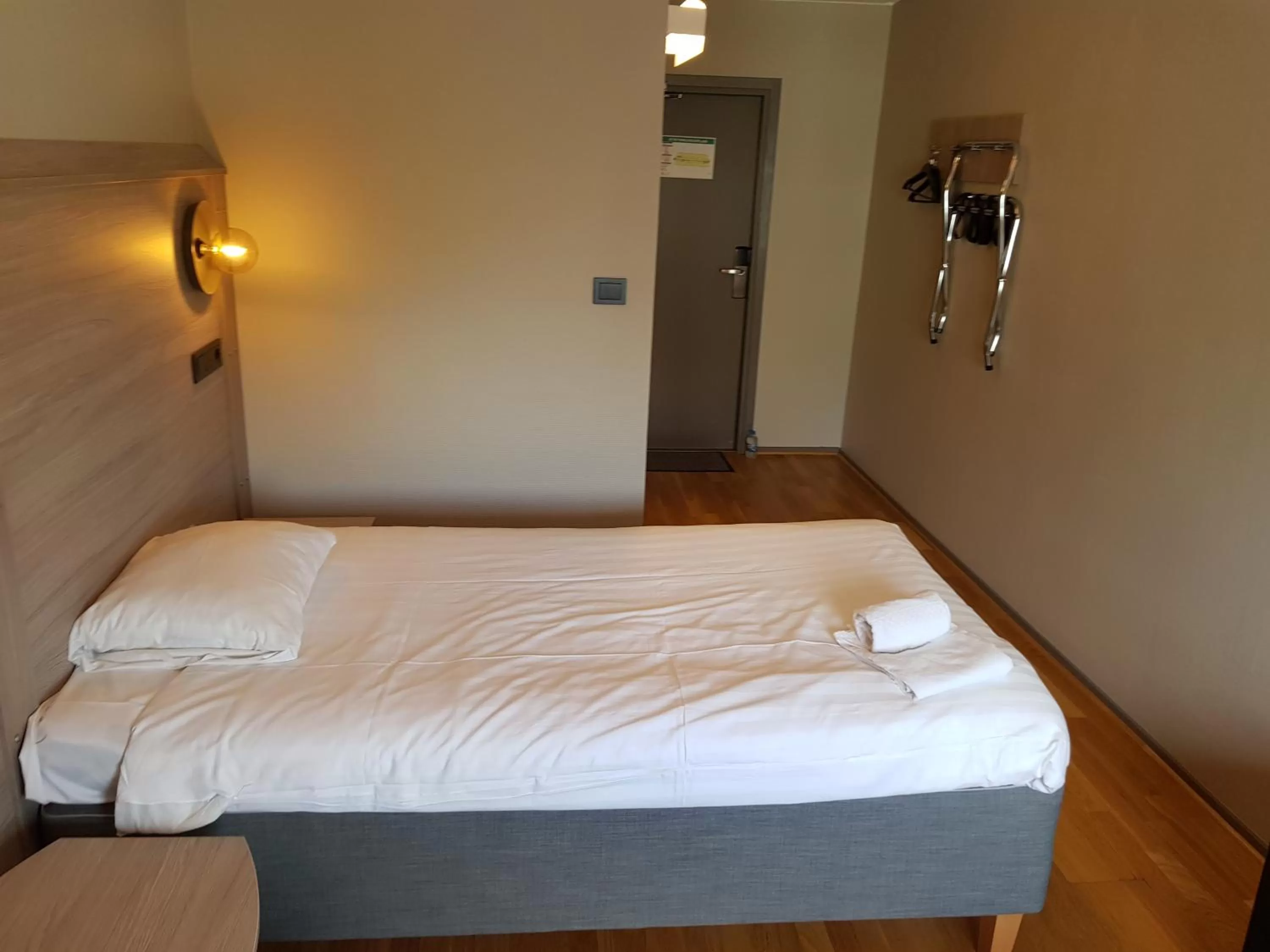 Bed in Hotell Stinsen